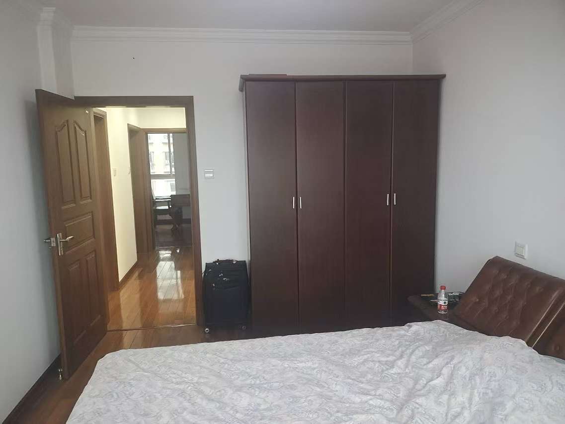 濠滨花园 3室2厅2卫 129.09m&sup2;
