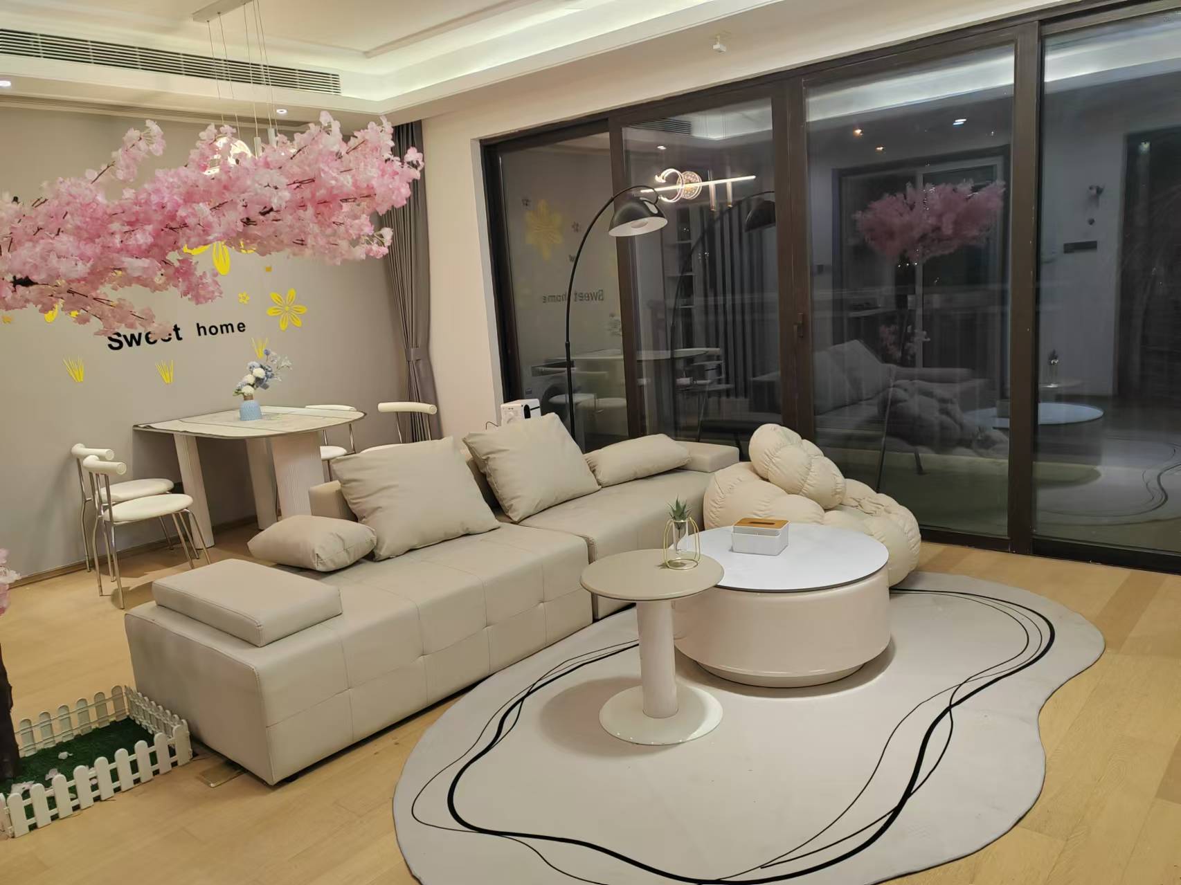 春风南岸东园 4室2厅3卫 167m&sup2;