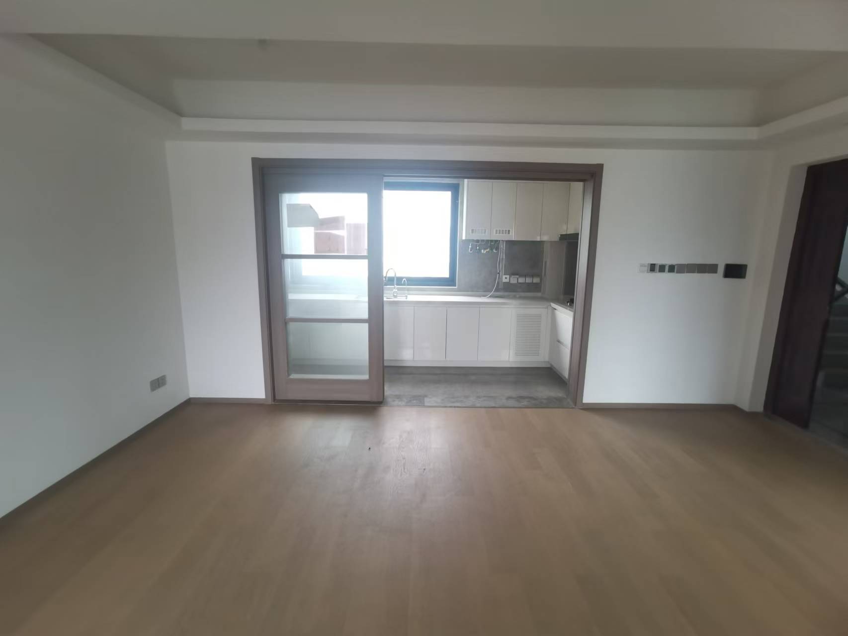 卓越府 4室2厅2卫 125m²