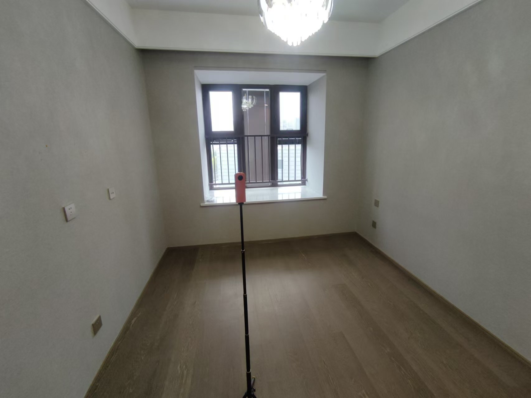 珑府 4室2厅2卫 142.55m&sup2;