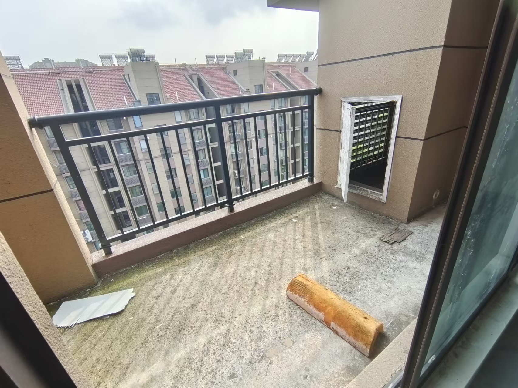 虹东花苑 5室2厅2卫 190m&sup2;