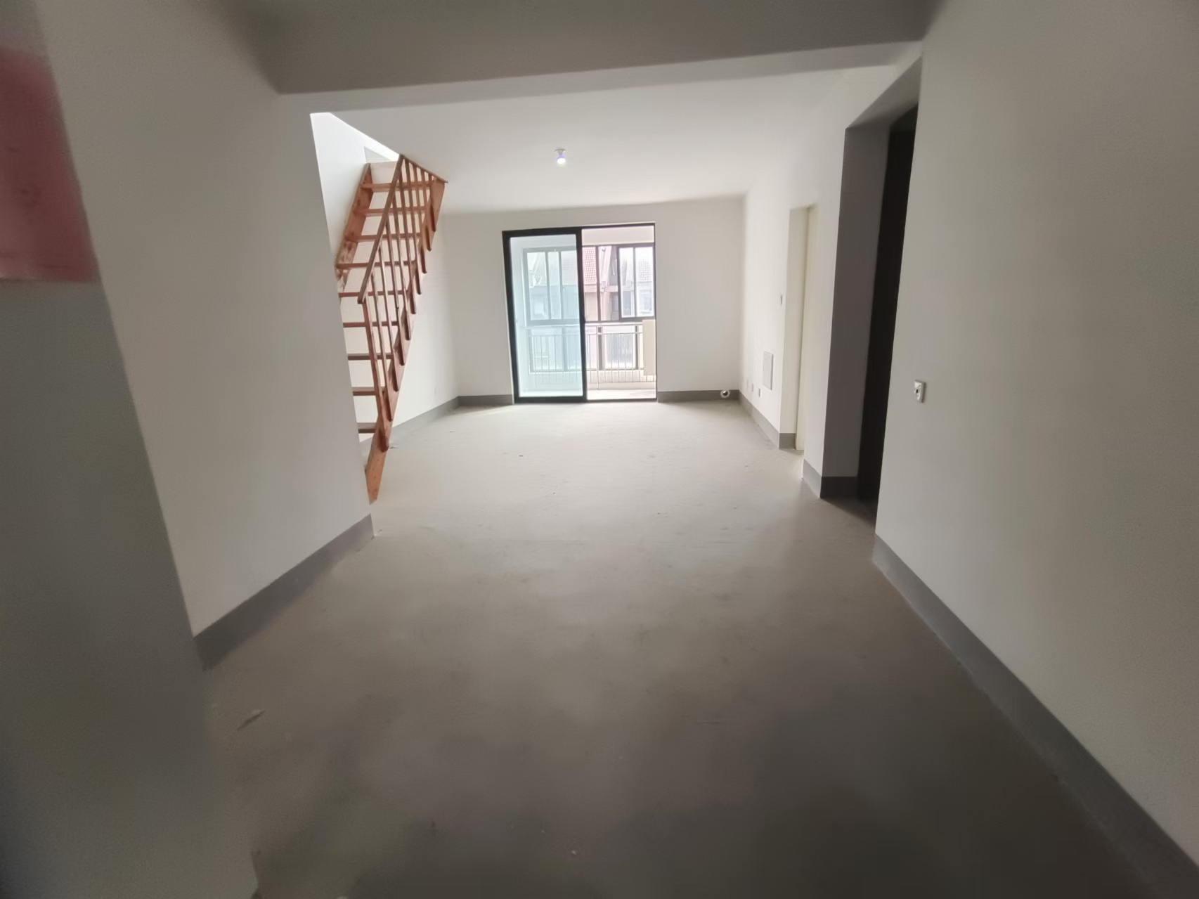 虹东花苑 5室2厅2卫 190m&sup2;