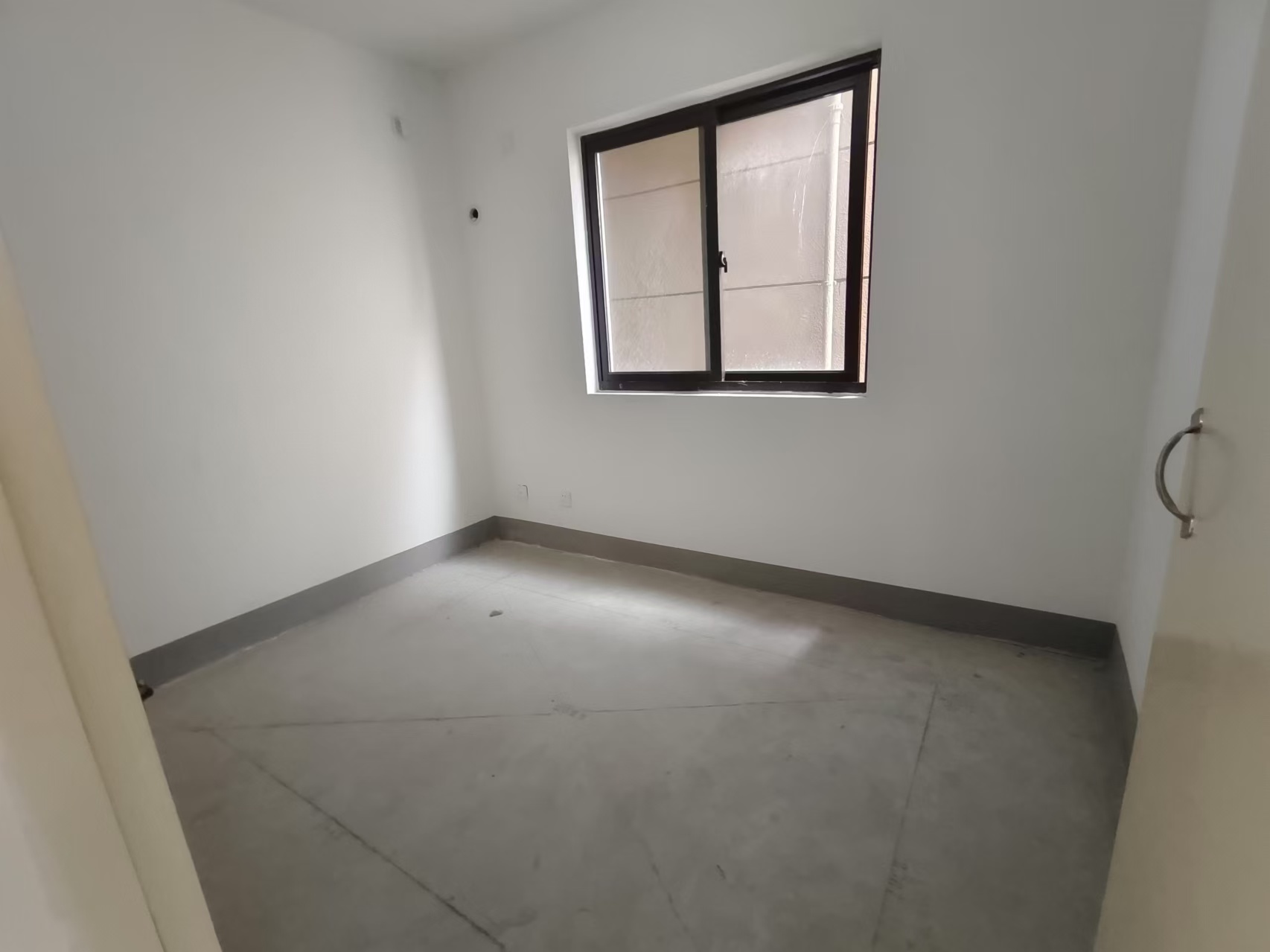 虹东花苑 5室2厅2卫 190m&sup2;