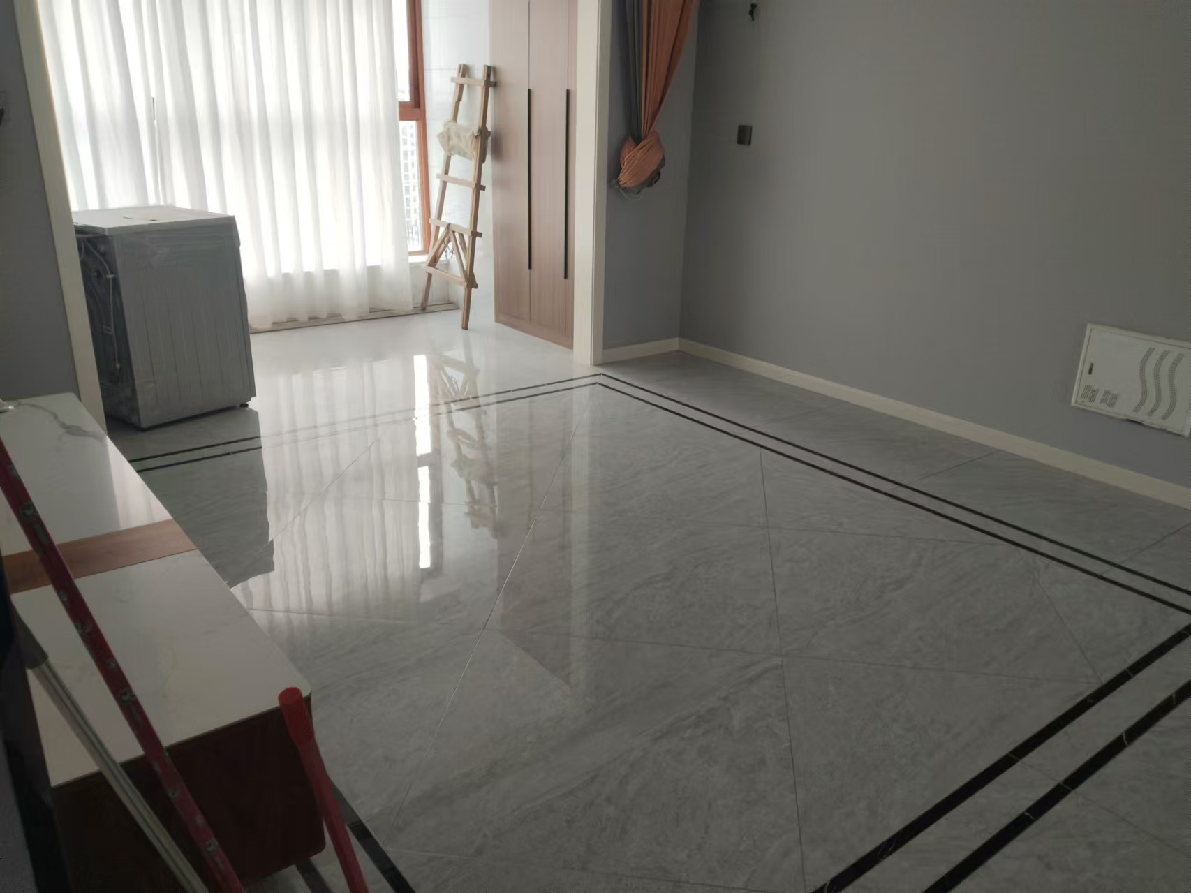 世茂新界 3室2厅2卫 123m²