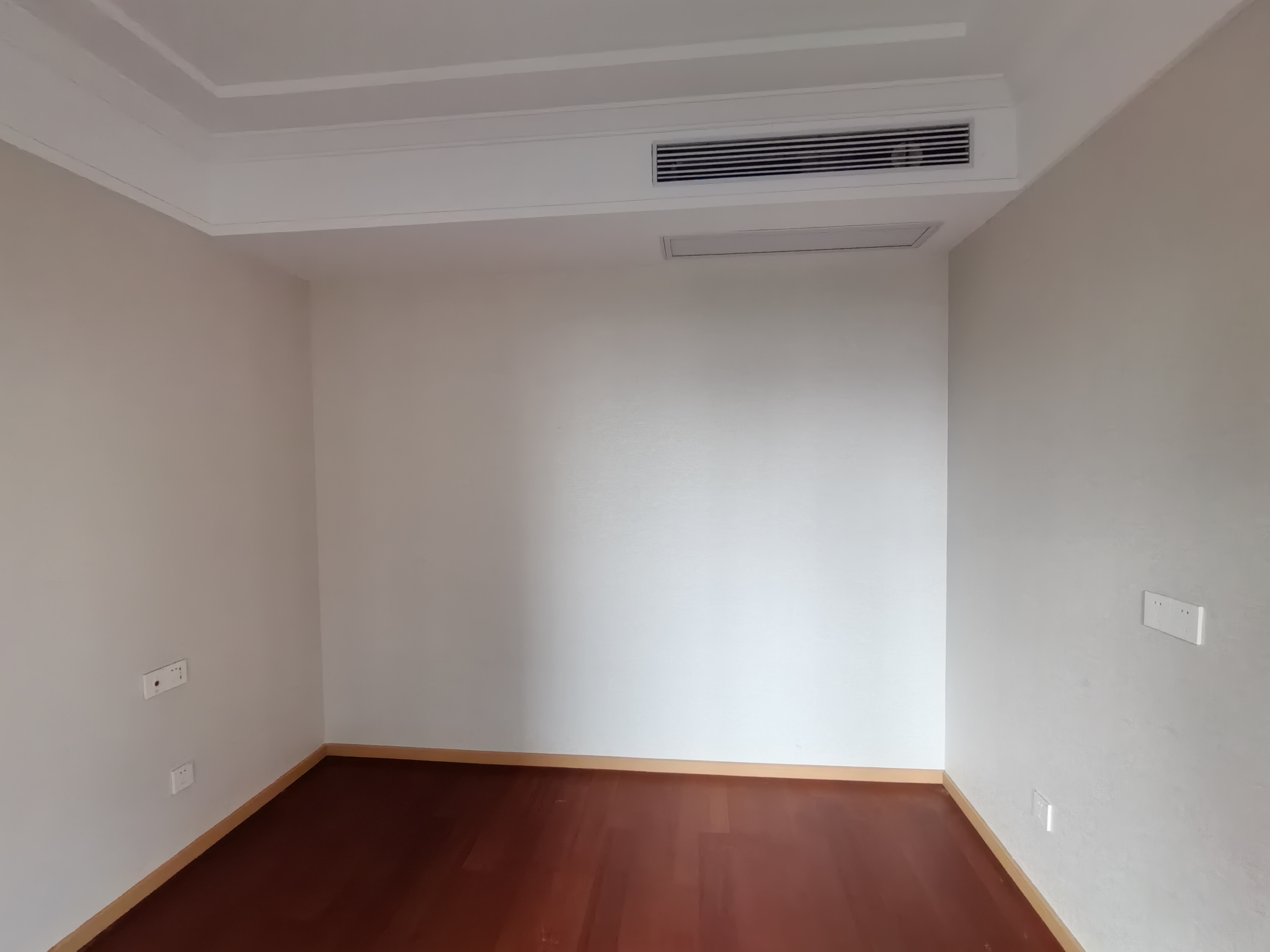 兰园 4室2厅2卫 142.8m&sup2;