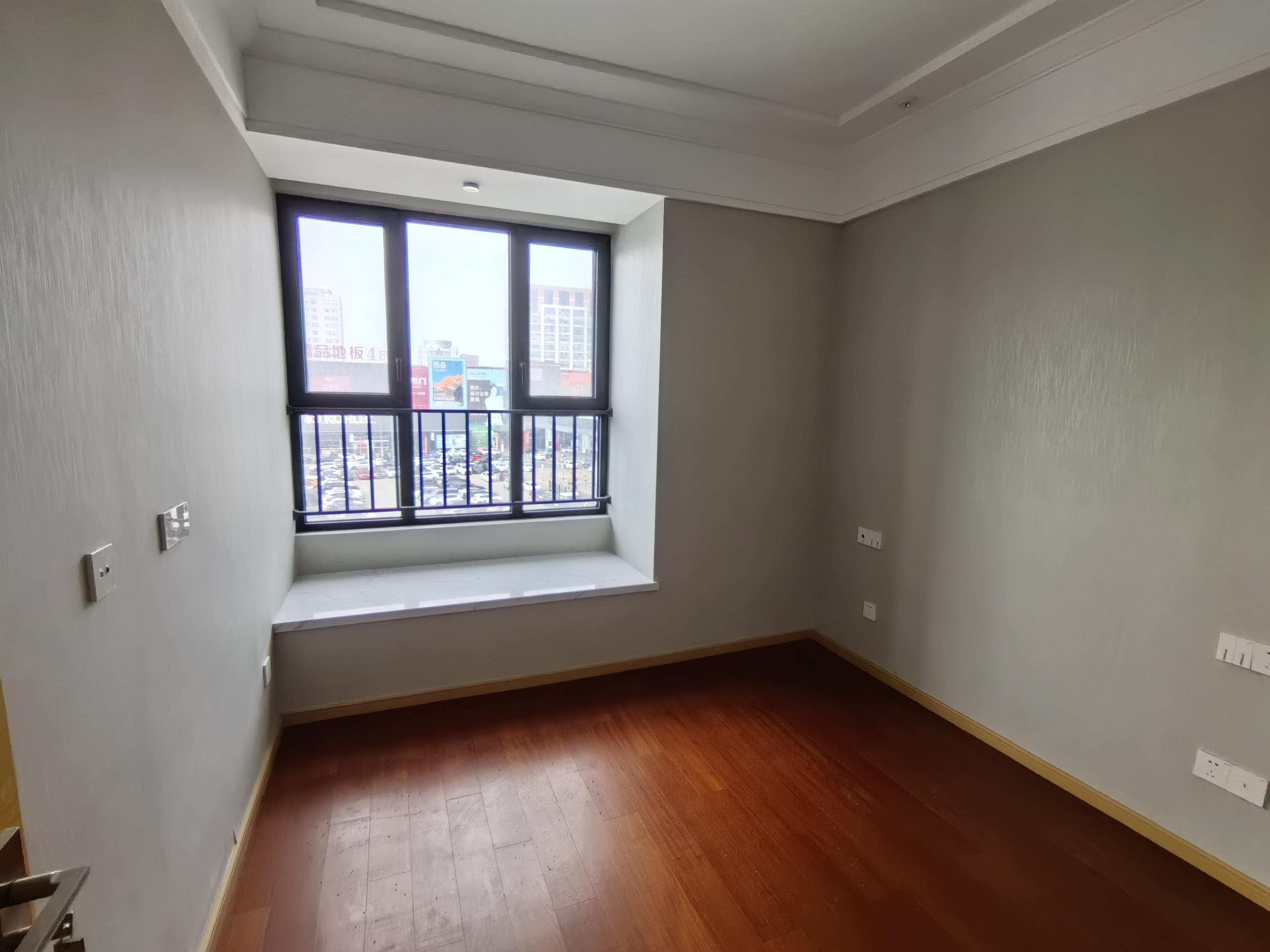 兰园 4室2厅2卫 142.8m&sup2;