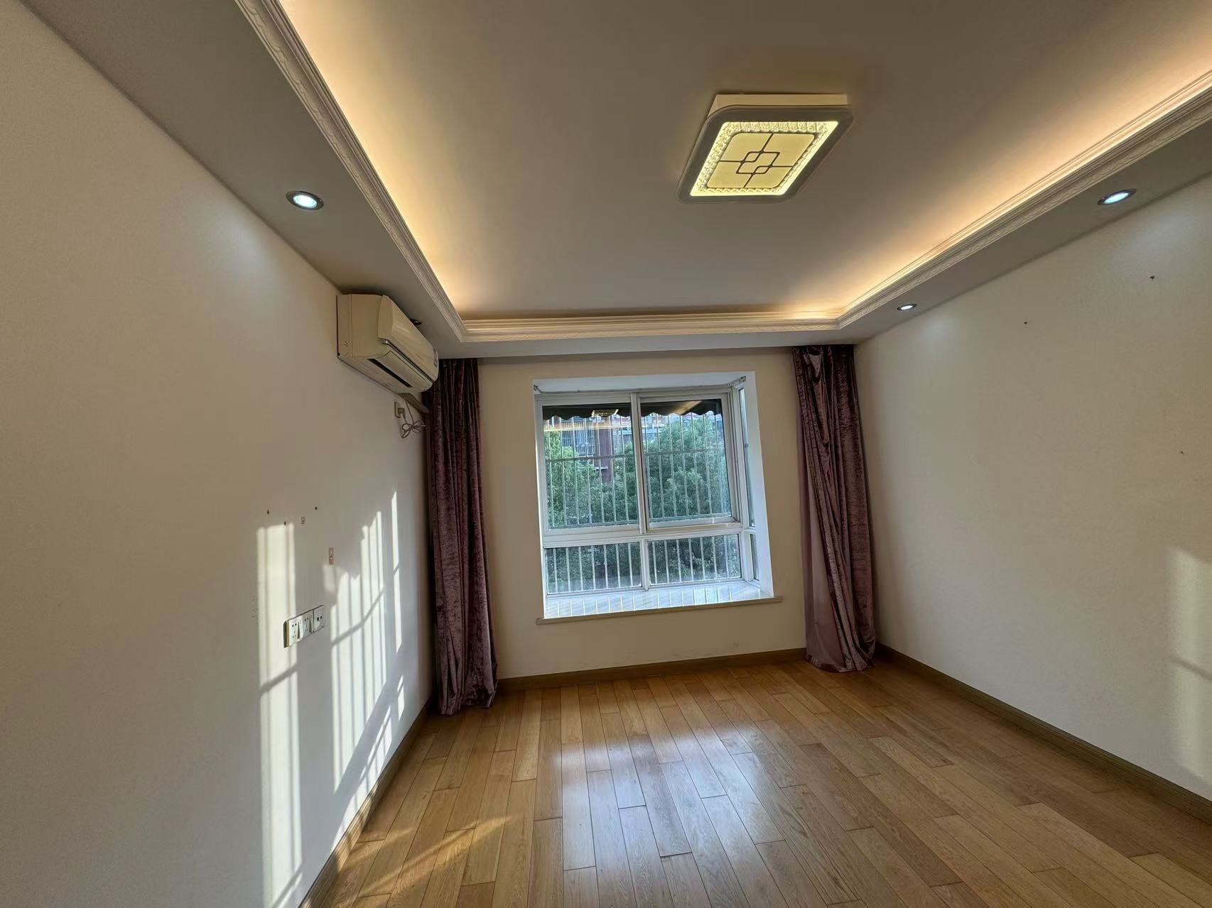 长航地中海花园 3室2厅2卫 123m&sup2;