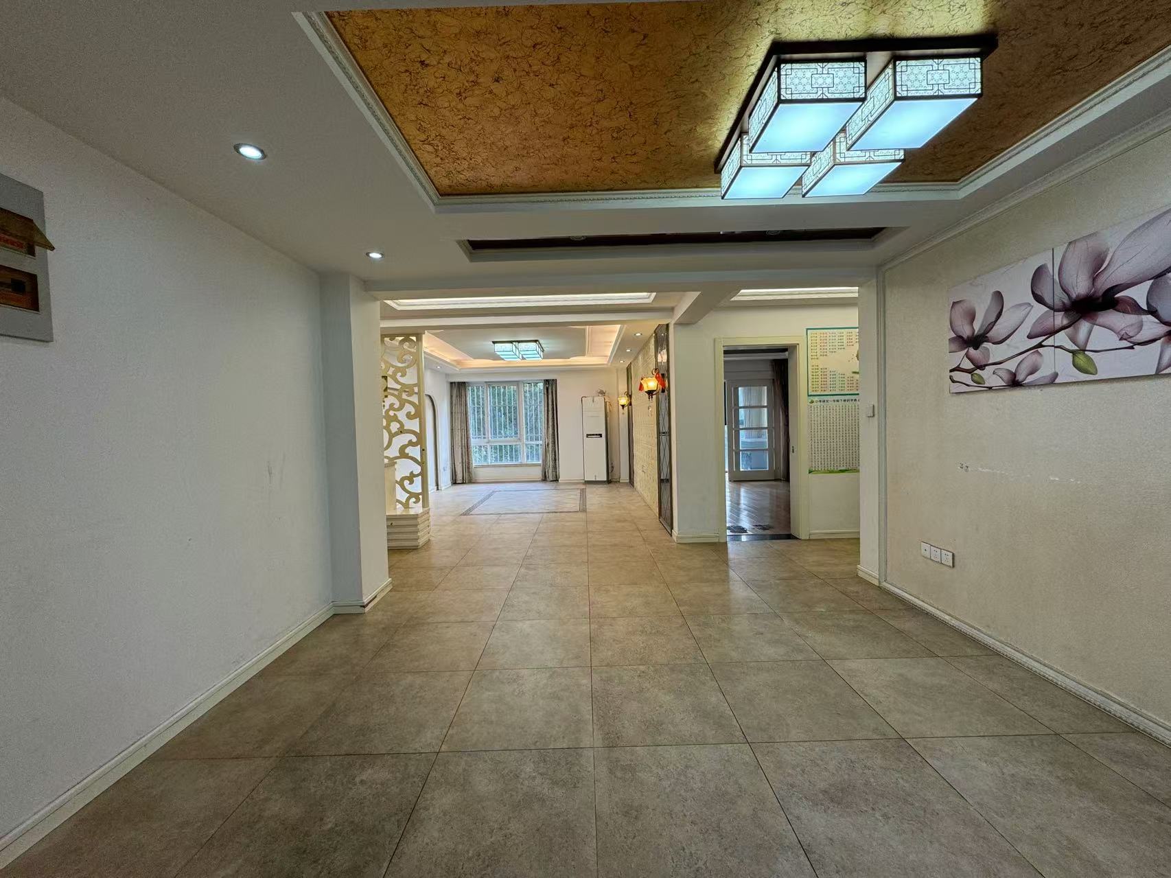 长航地中海花园 3室2厅2卫 123m&sup2;