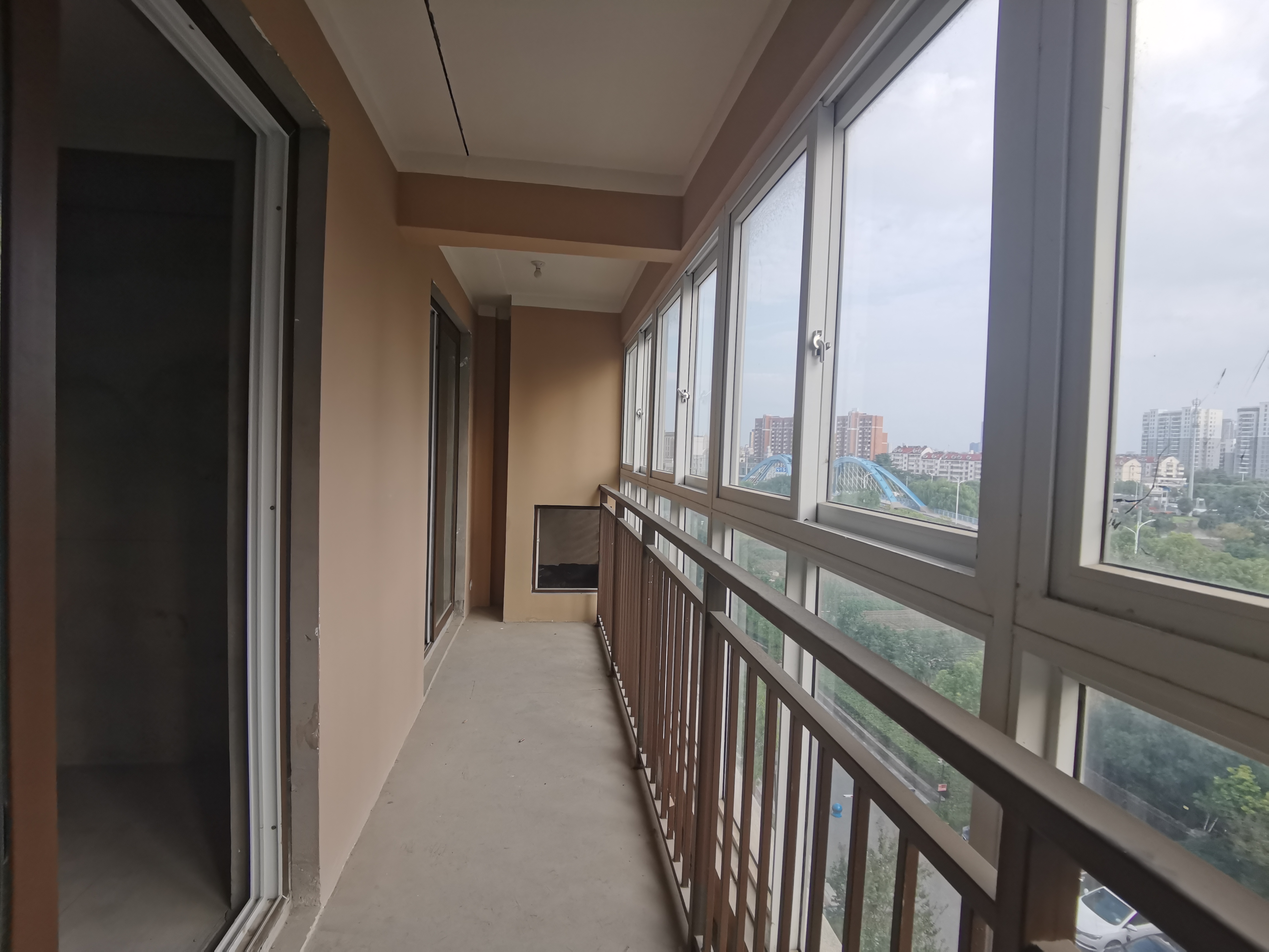佳源都市 3室2厅2卫 114m&sup2;