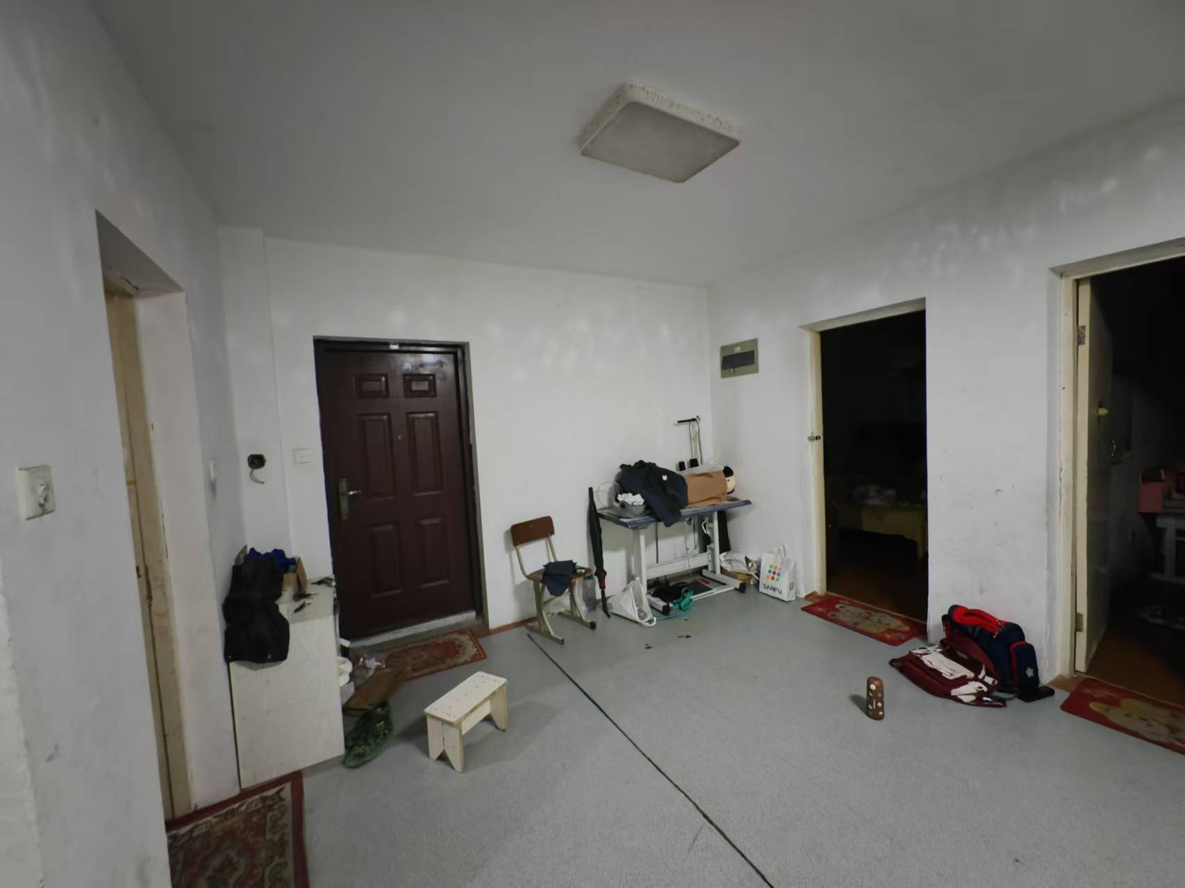 盛唐公寓 2室2厅1卫 82m&sup2;