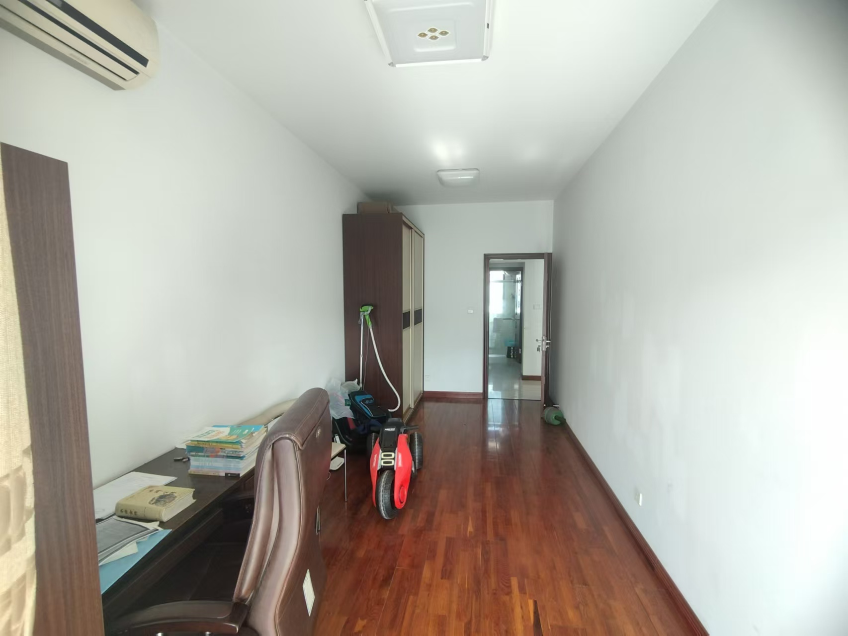中南世纪城北区 3室2厅2卫 148m&sup2;