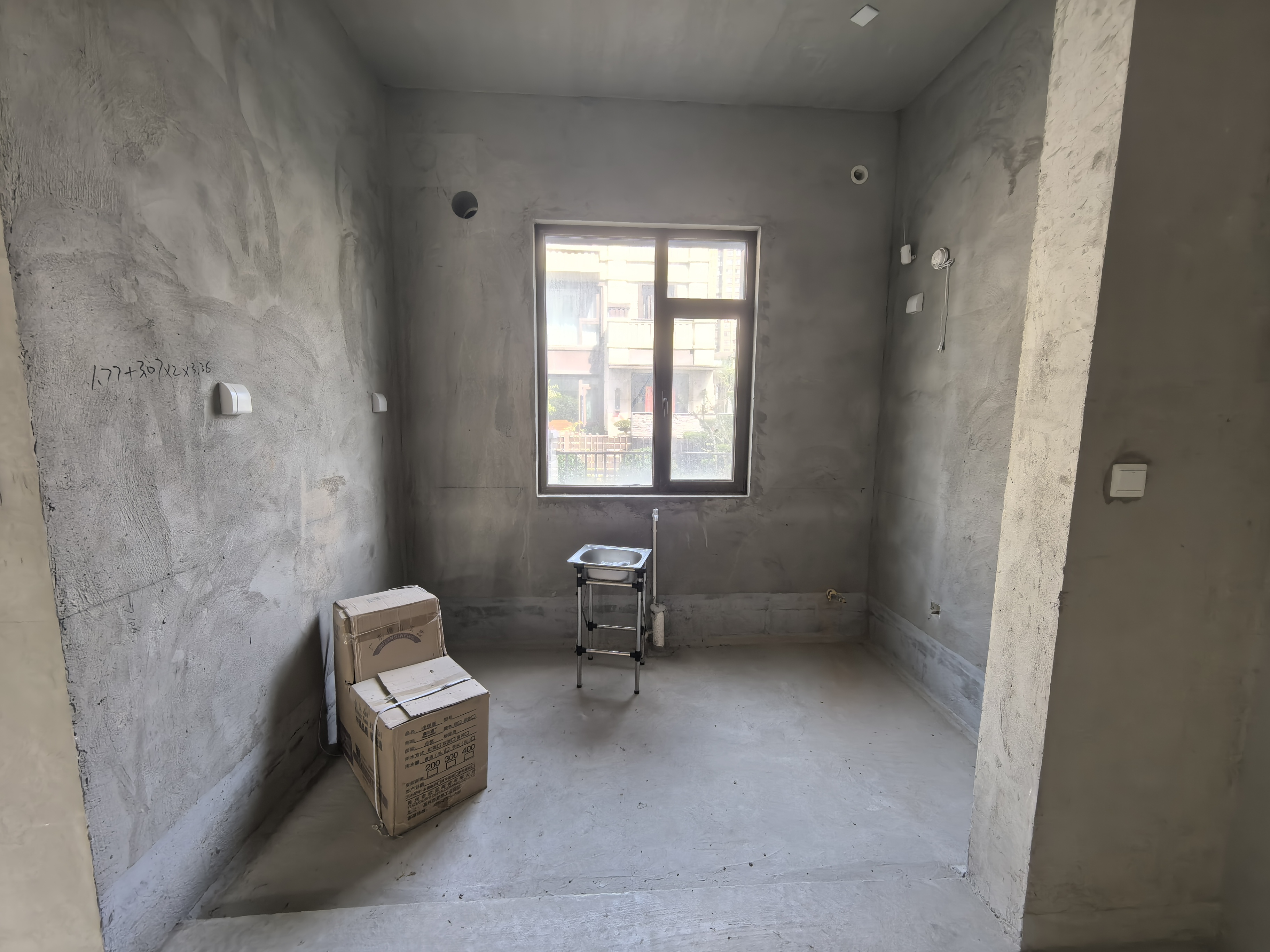 中兴兰溪荟 2室2厅3卫 163m²