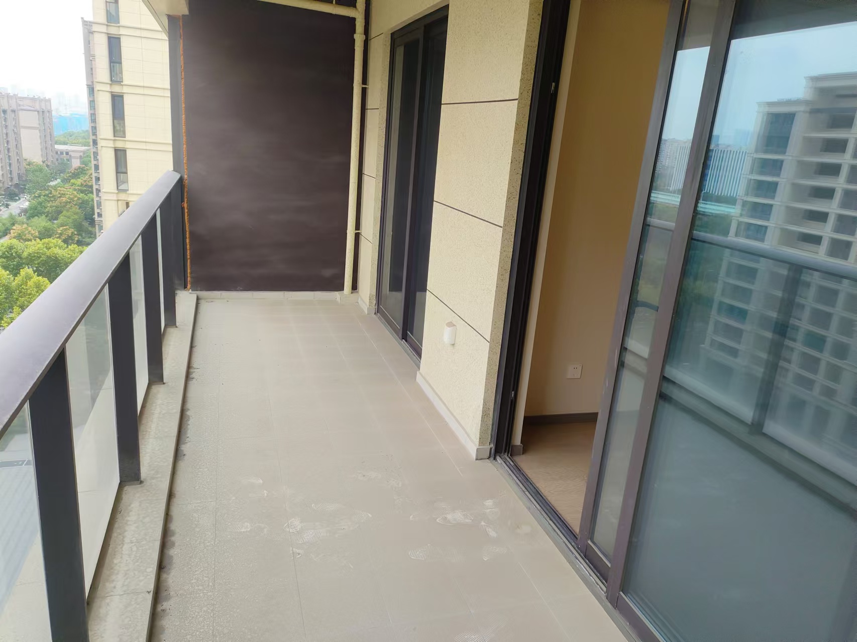 绿城&middot;诚园 3室2厅2卫 121m&sup2;