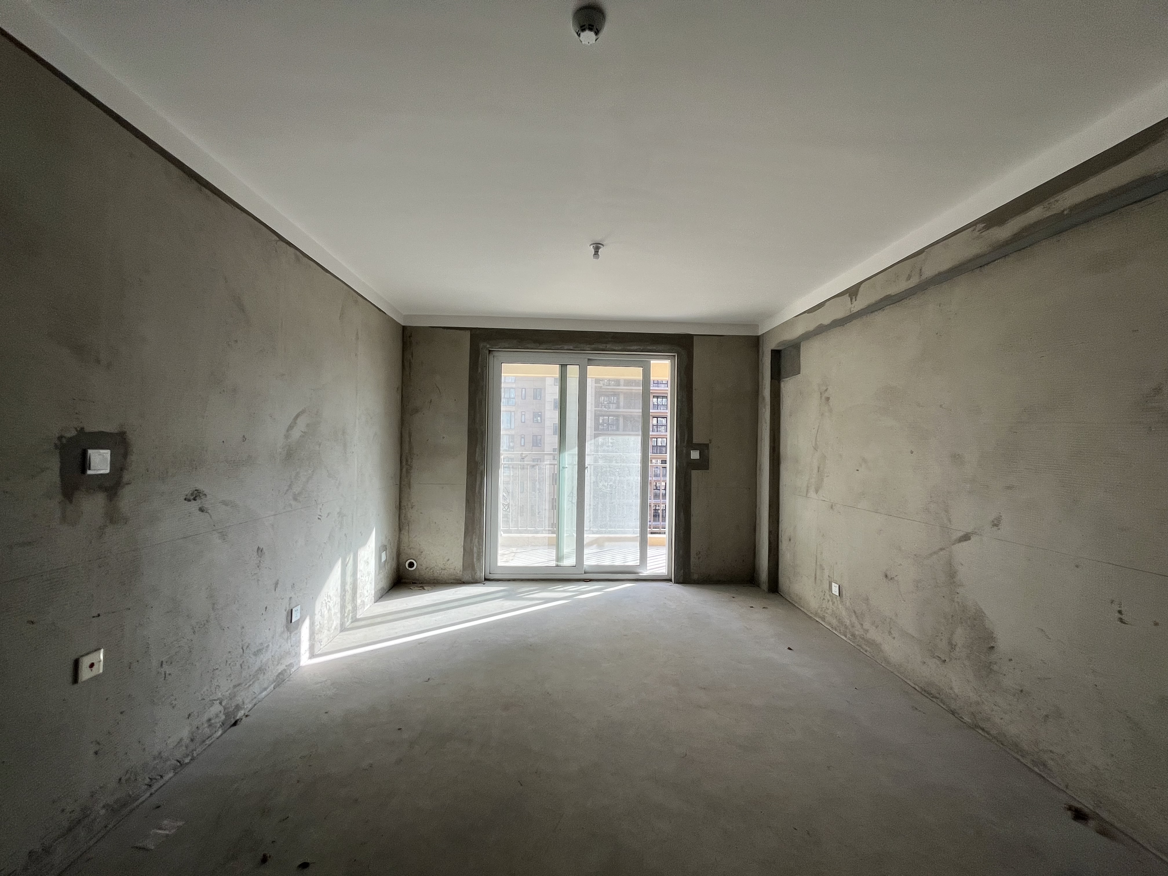 佳源都市 3室2厅2卫 113m²