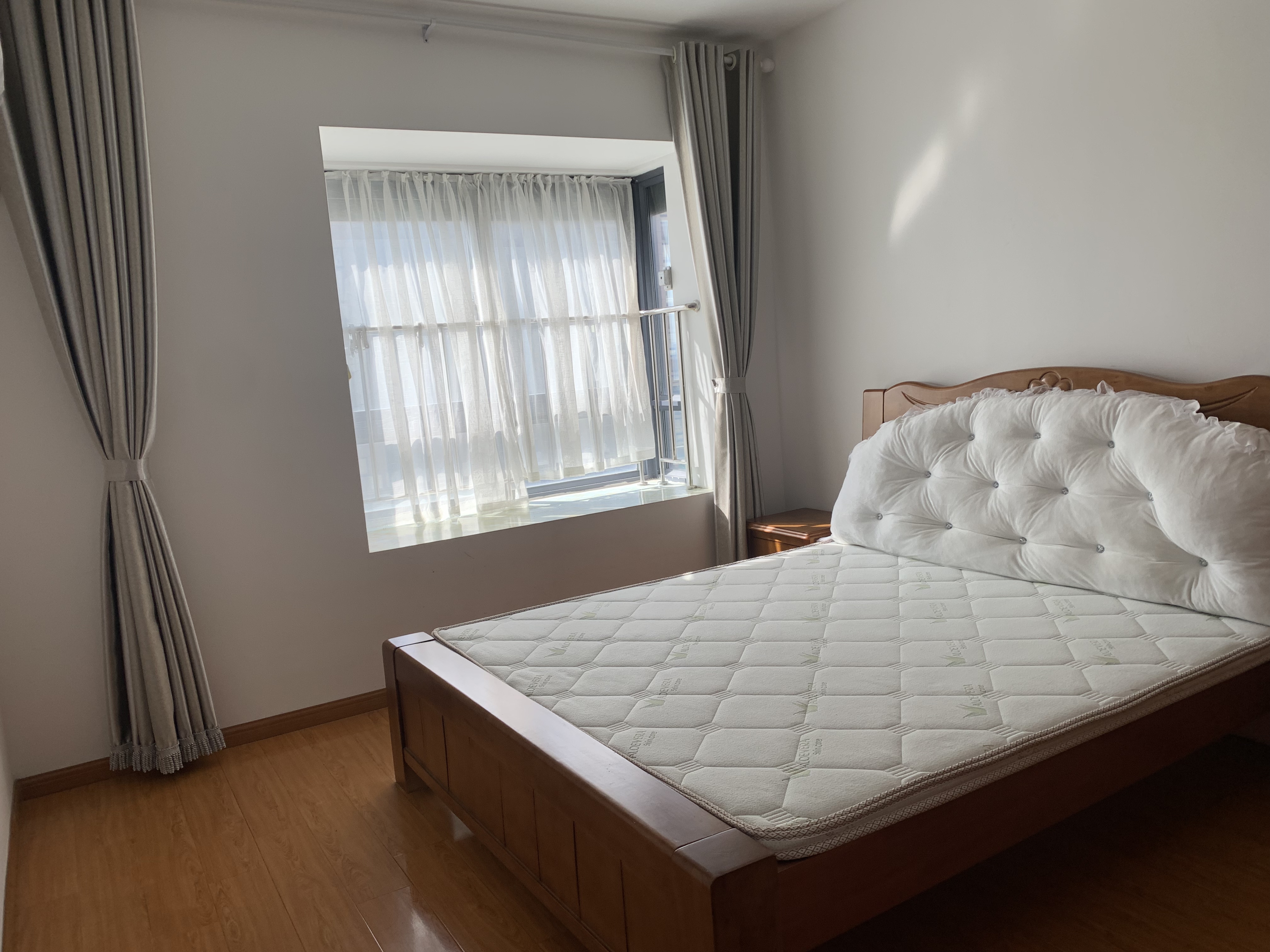 南辰濠郡 3室2厅2卫 124m&sup2;