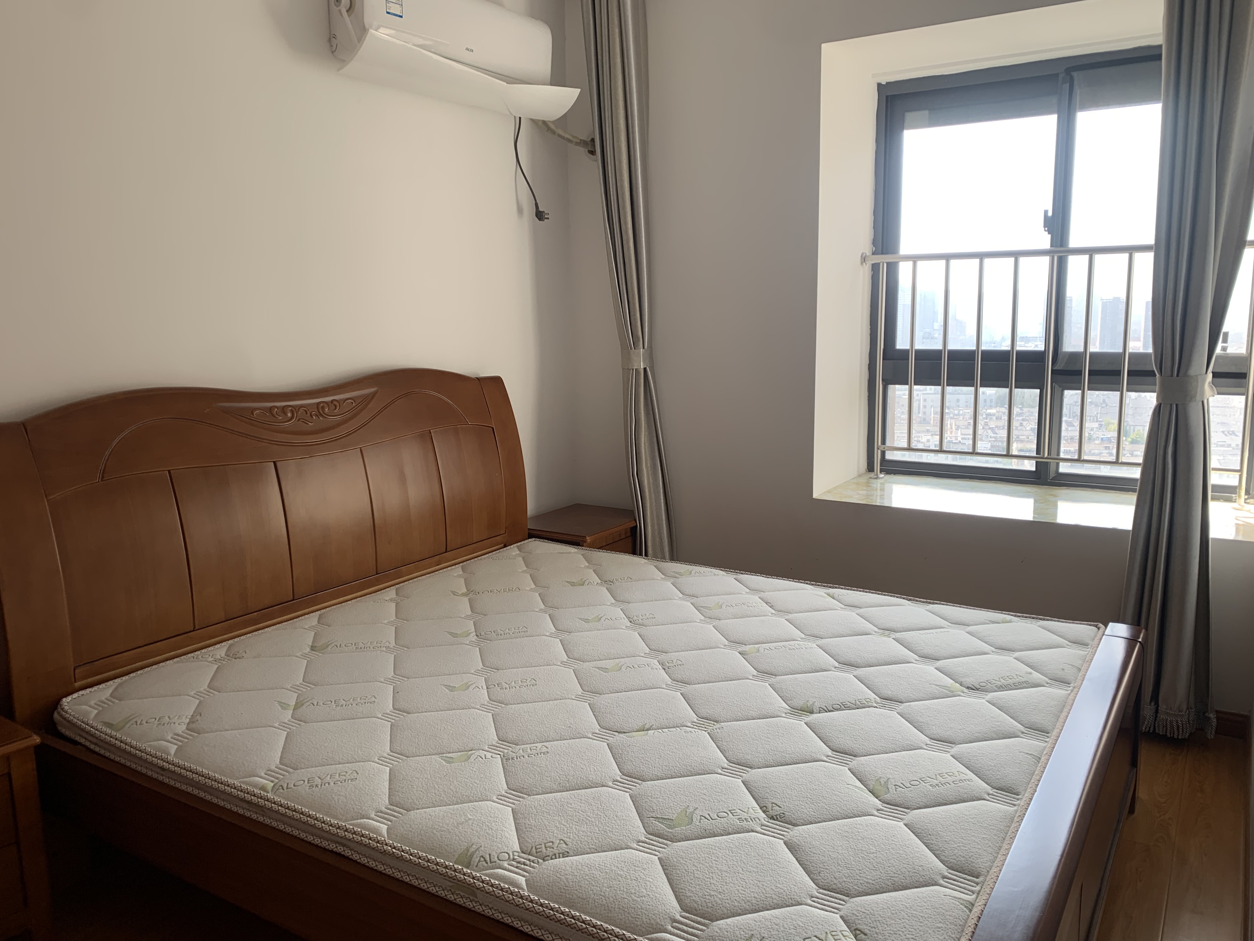 南辰濠郡 3室2厅2卫 124m&sup2;