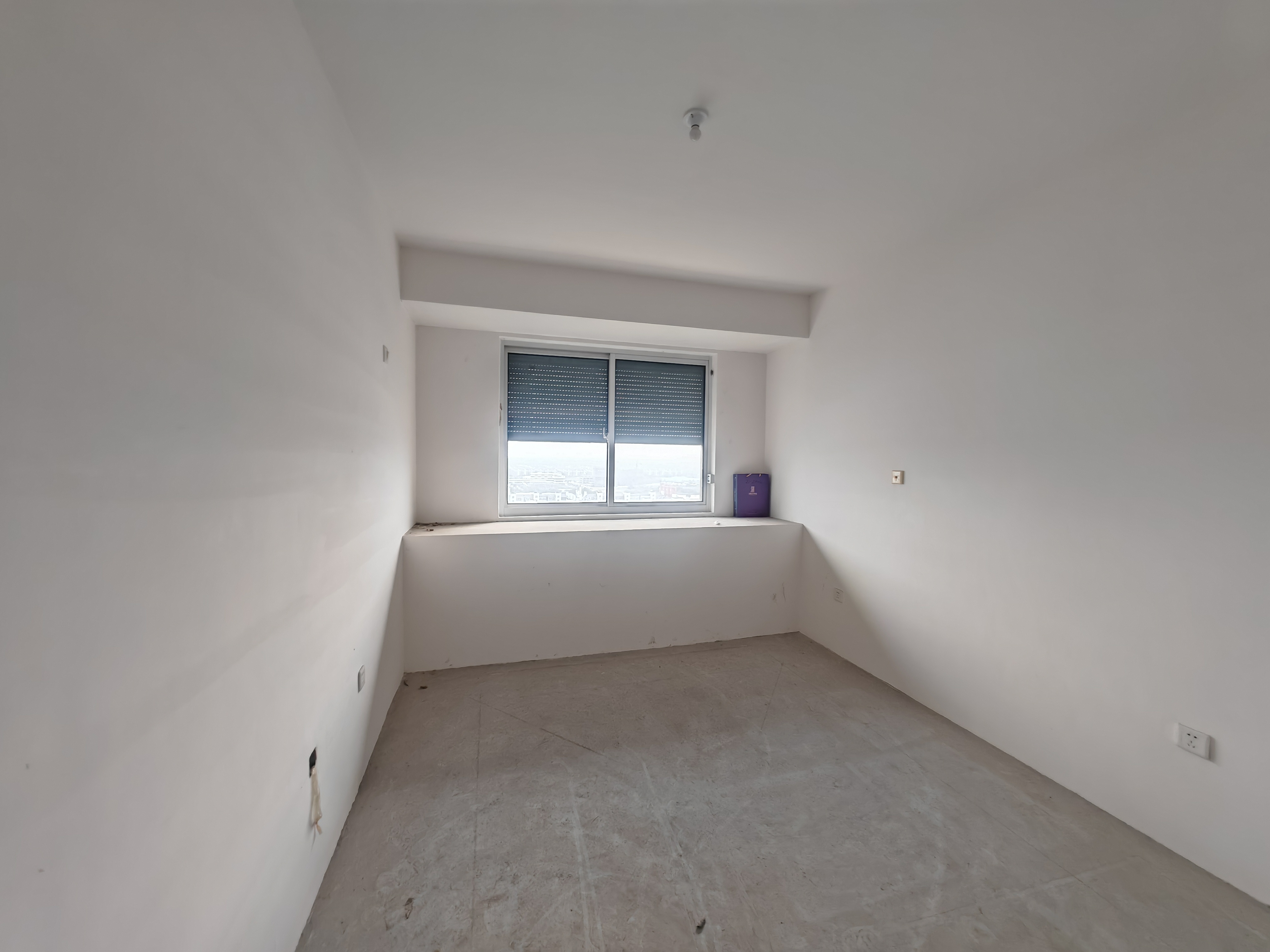 湖滨华庭 3室2厅1卫 91m&sup2;