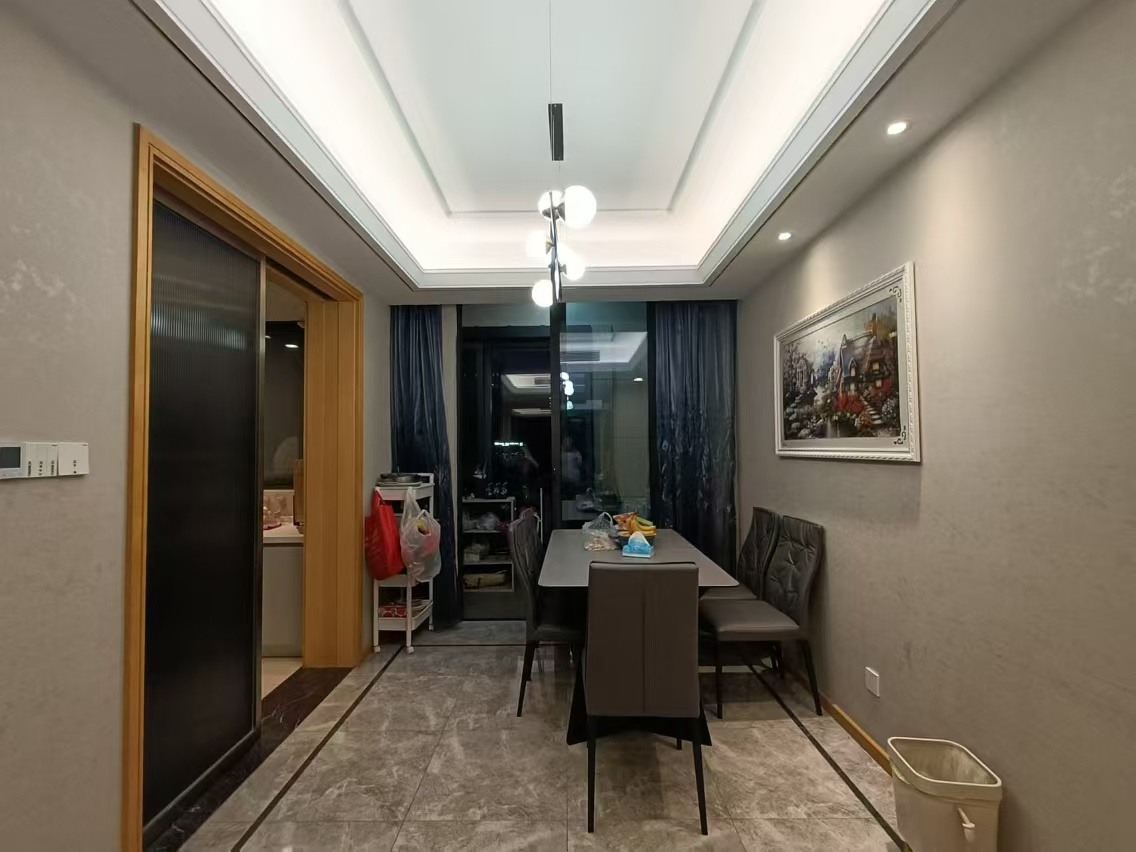 兰园 3室2厅2卫 125.2m&sup2;