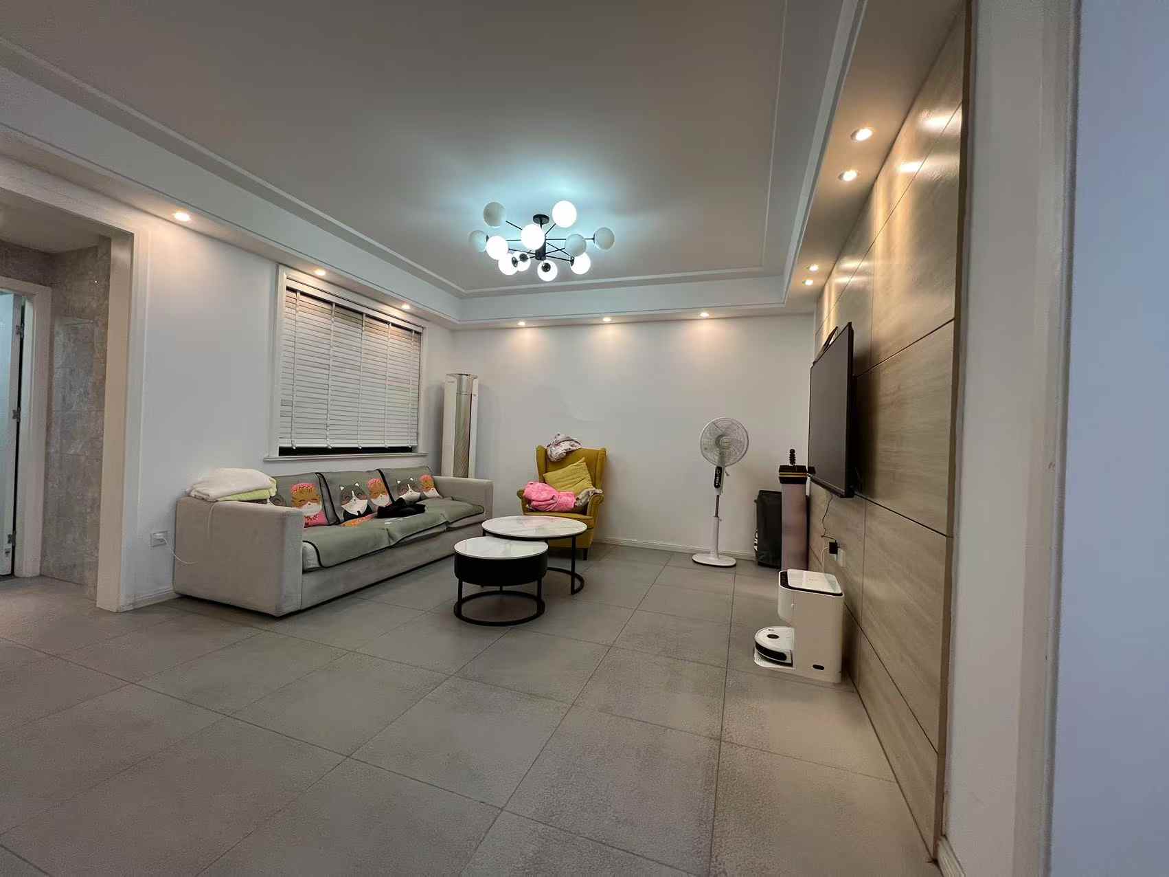 紫东南苑南区 3室2厅1卫 121.18m²