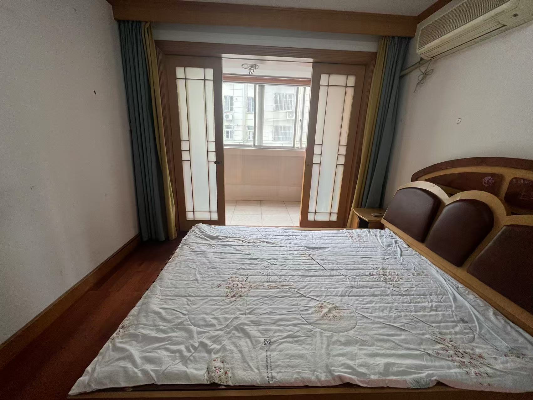 新建路新村(新建花苑) 3室1厅1卫 93.00m&sup2;