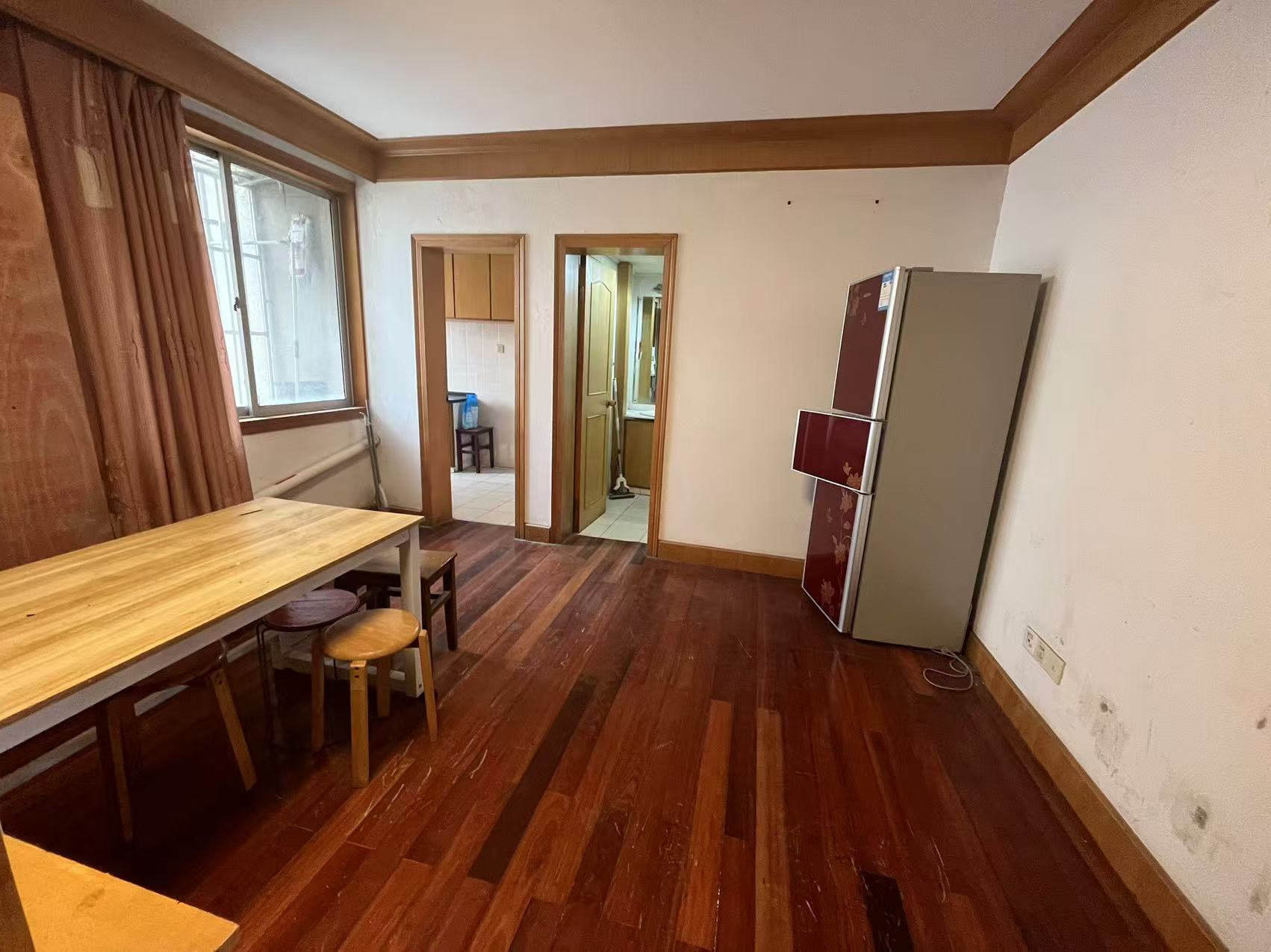 新建路新村(新建花苑) 3室1厅1卫 93.00m&sup2;