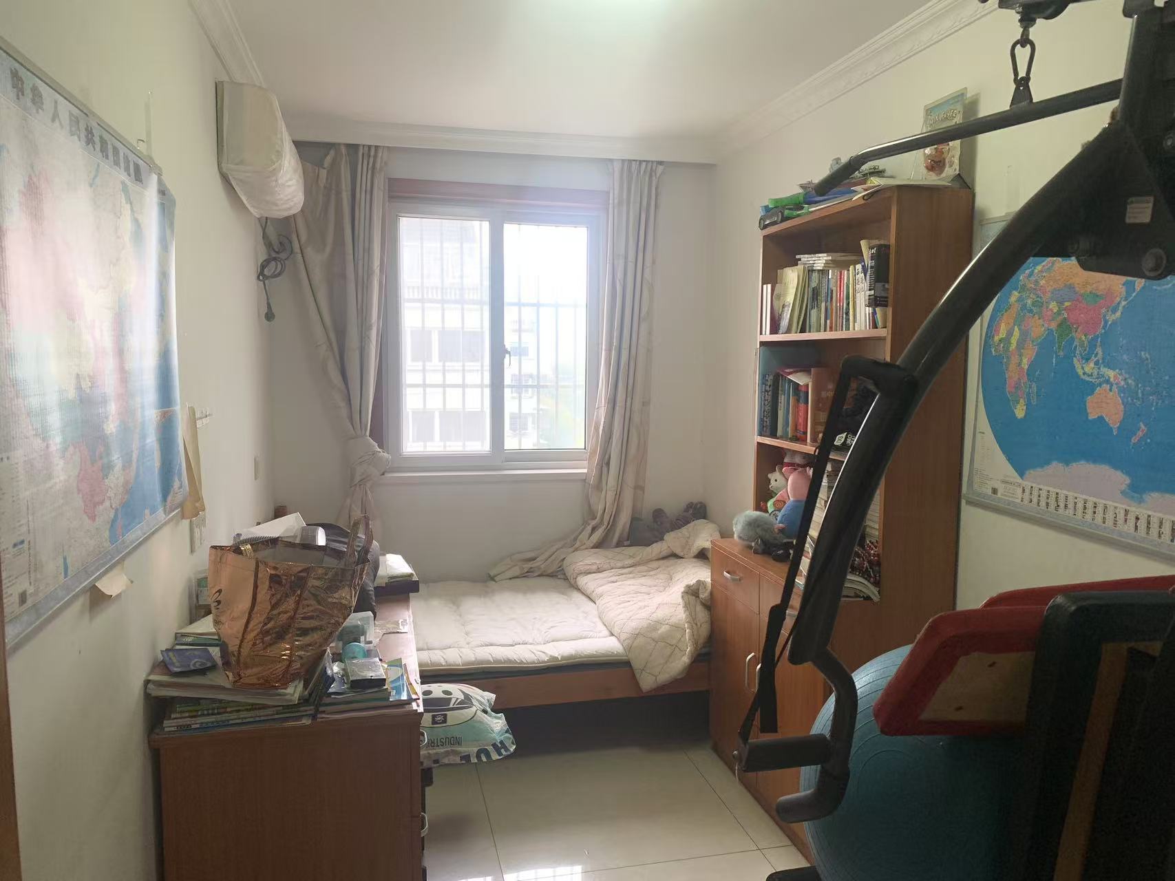 怡园新苑 4室2厅2卫 144m²