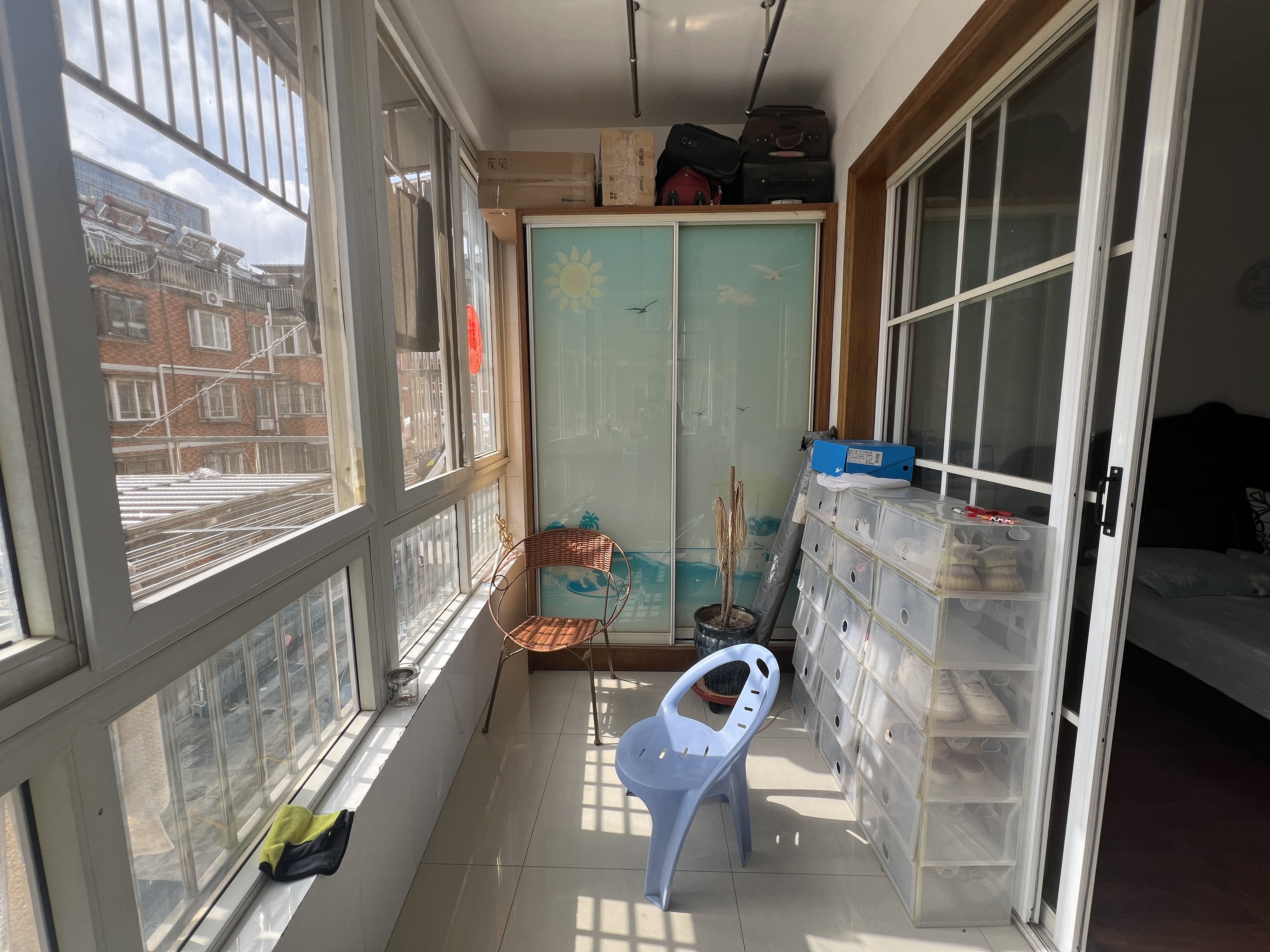 东大俪鑫 3室2厅1卫 119.99m&sup2;