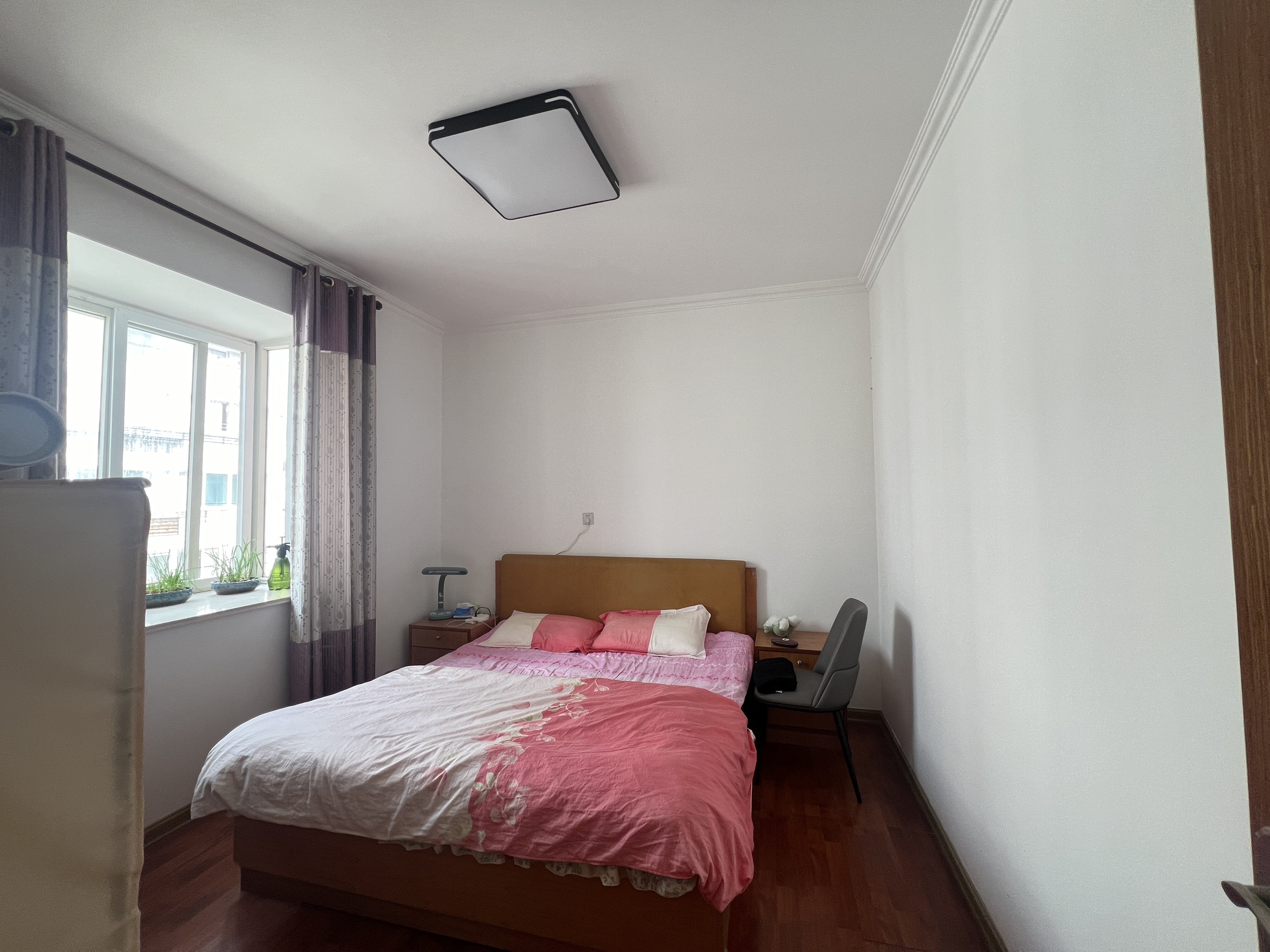 东大俪鑫 3室2厅1卫 119.99m&sup2;