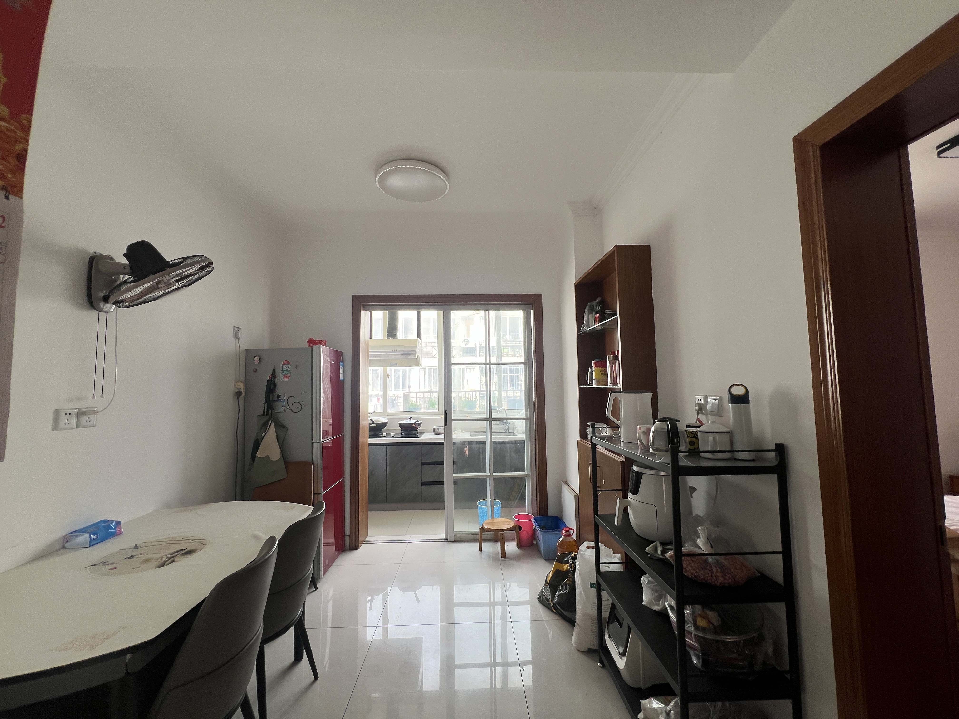 东大俪鑫 3室2厅1卫 119.99m&sup2;