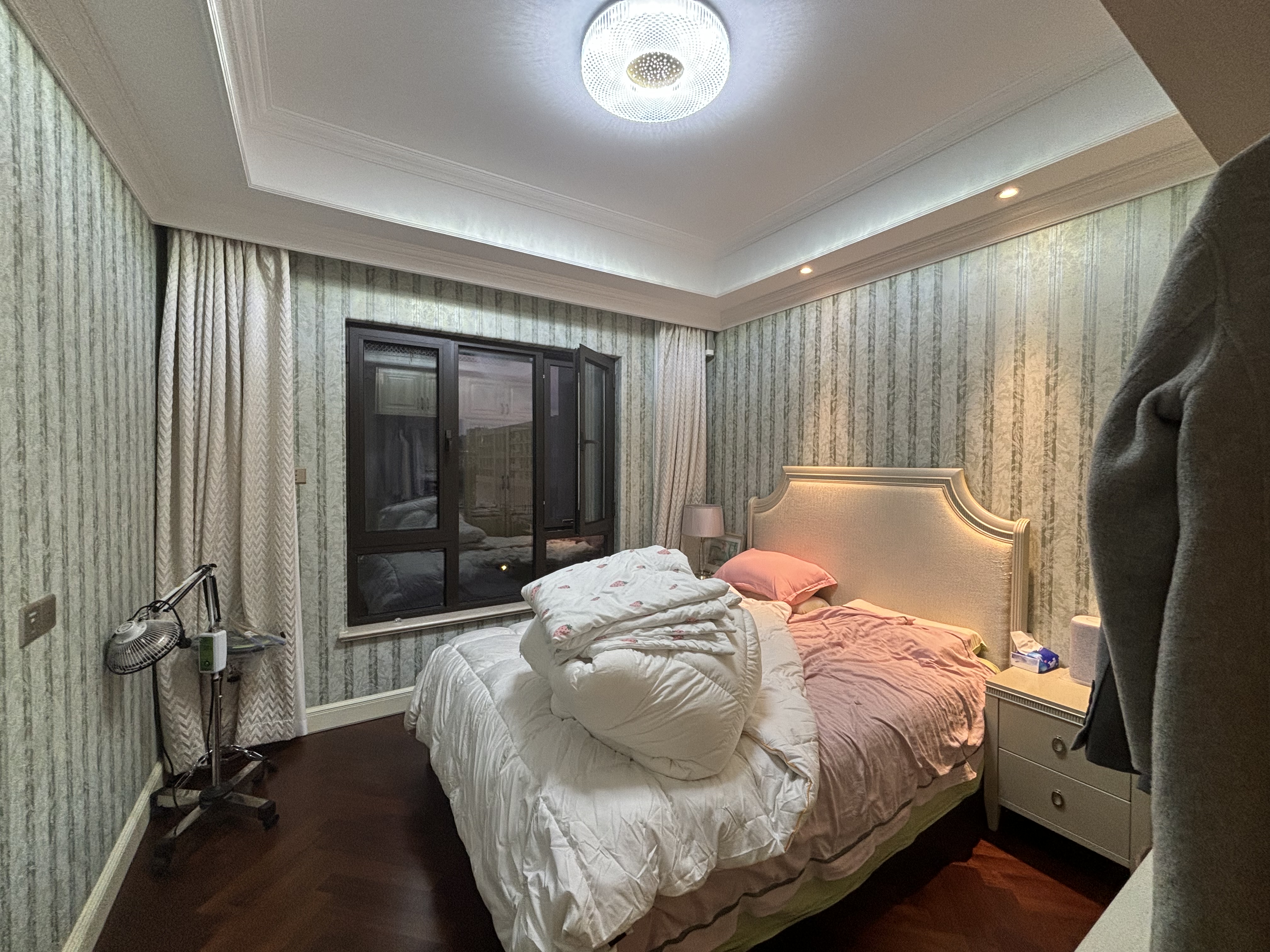 中海铂樾府 3室2厅2卫 143m&sup2;