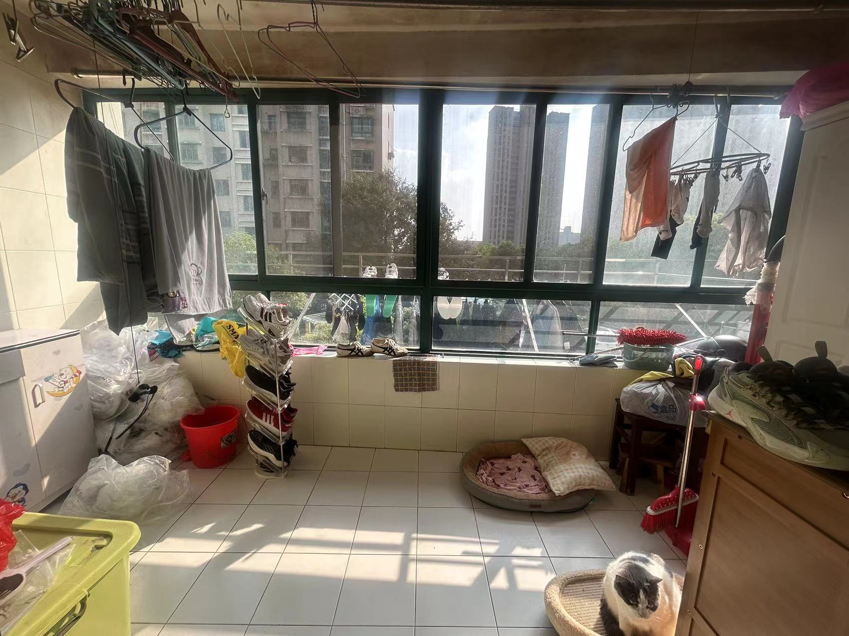 都市华城 4室2厅1卫 164.81m&sup2;