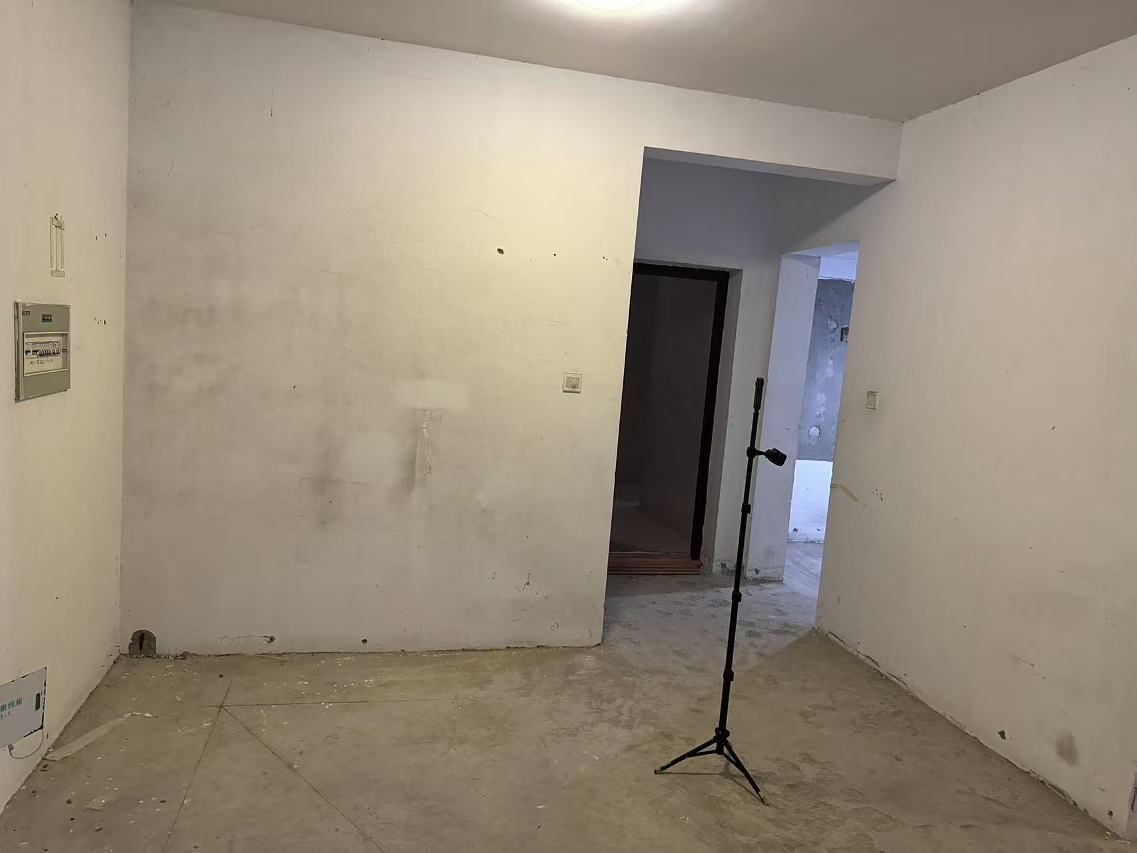 中港翡翠城 2室2厅1卫 89.88m²