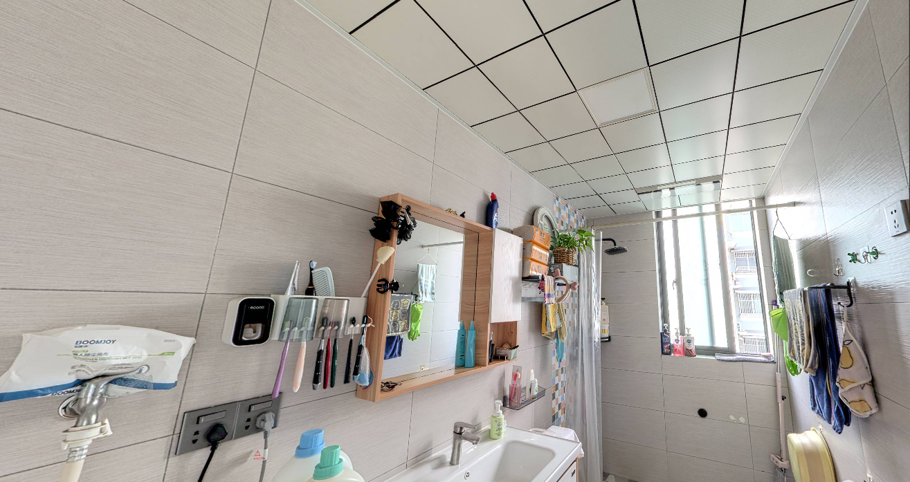 盆架桥花苑 1室1厅1卫 53.61m²