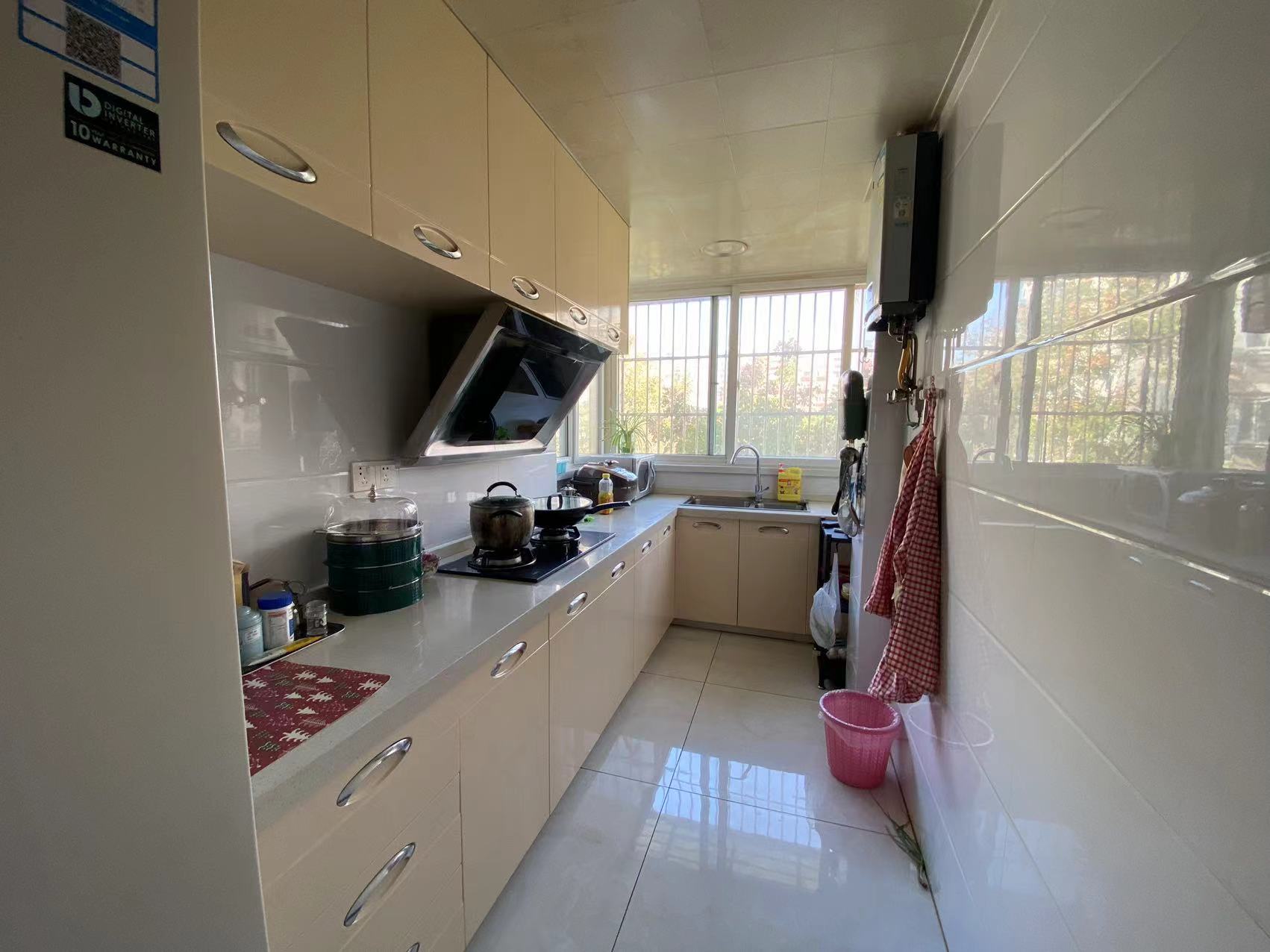 新港花苑 3室1厅1卫 106.44m&sup2;