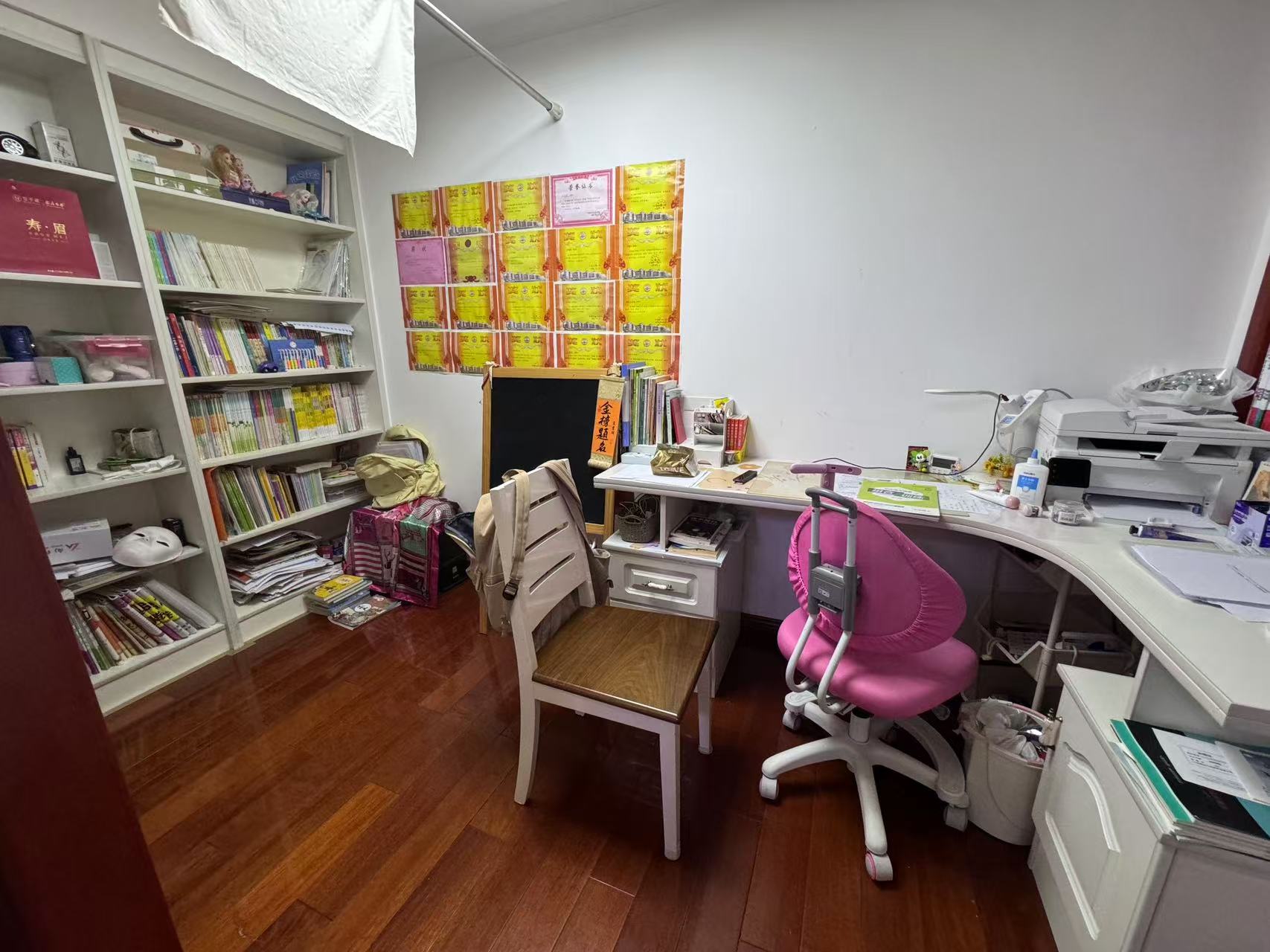 新港花苑 3室1厅1卫 106.44m&sup2;