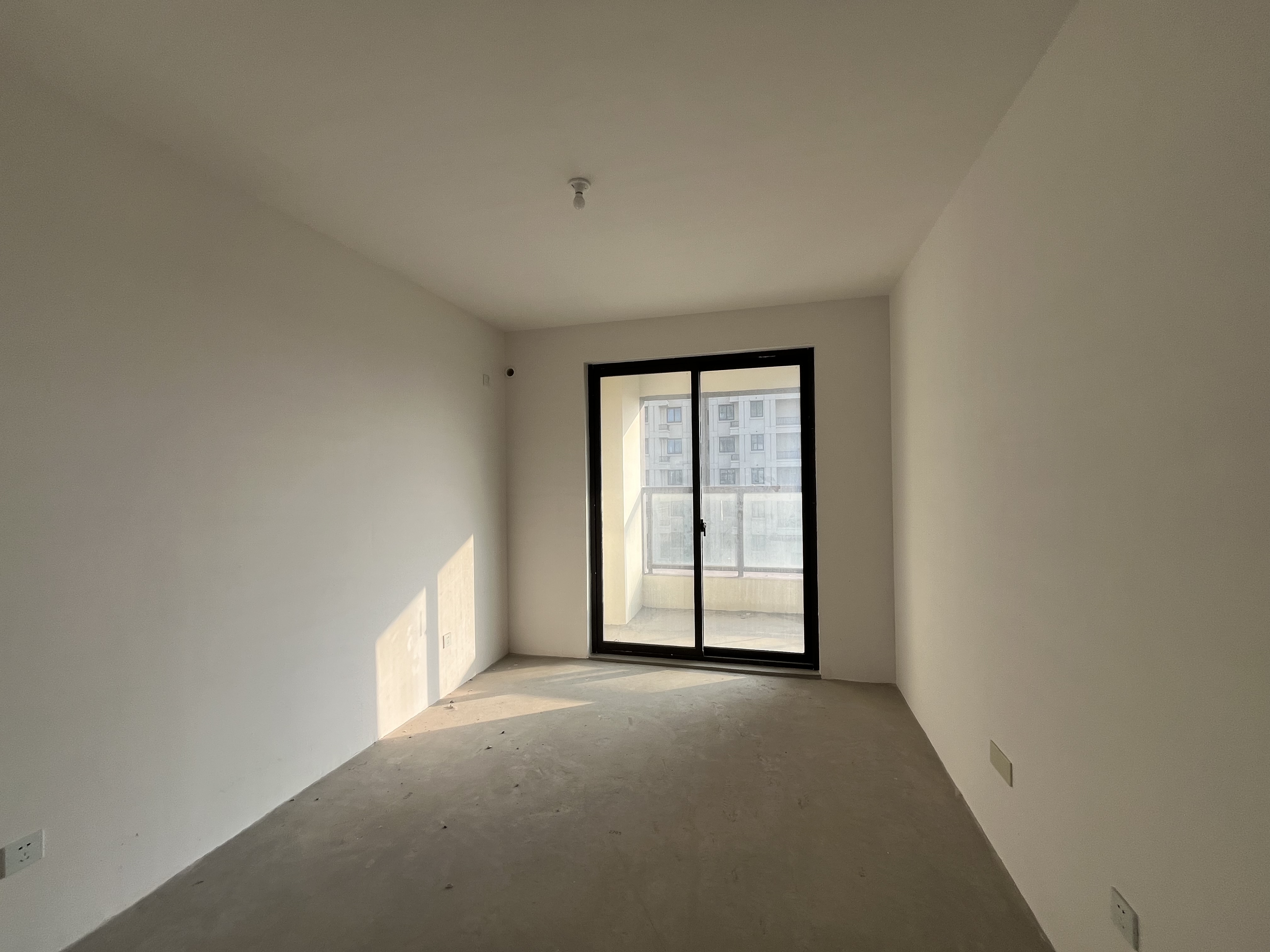 春晓熙岸 3室2厅2卫 121m&sup2;
