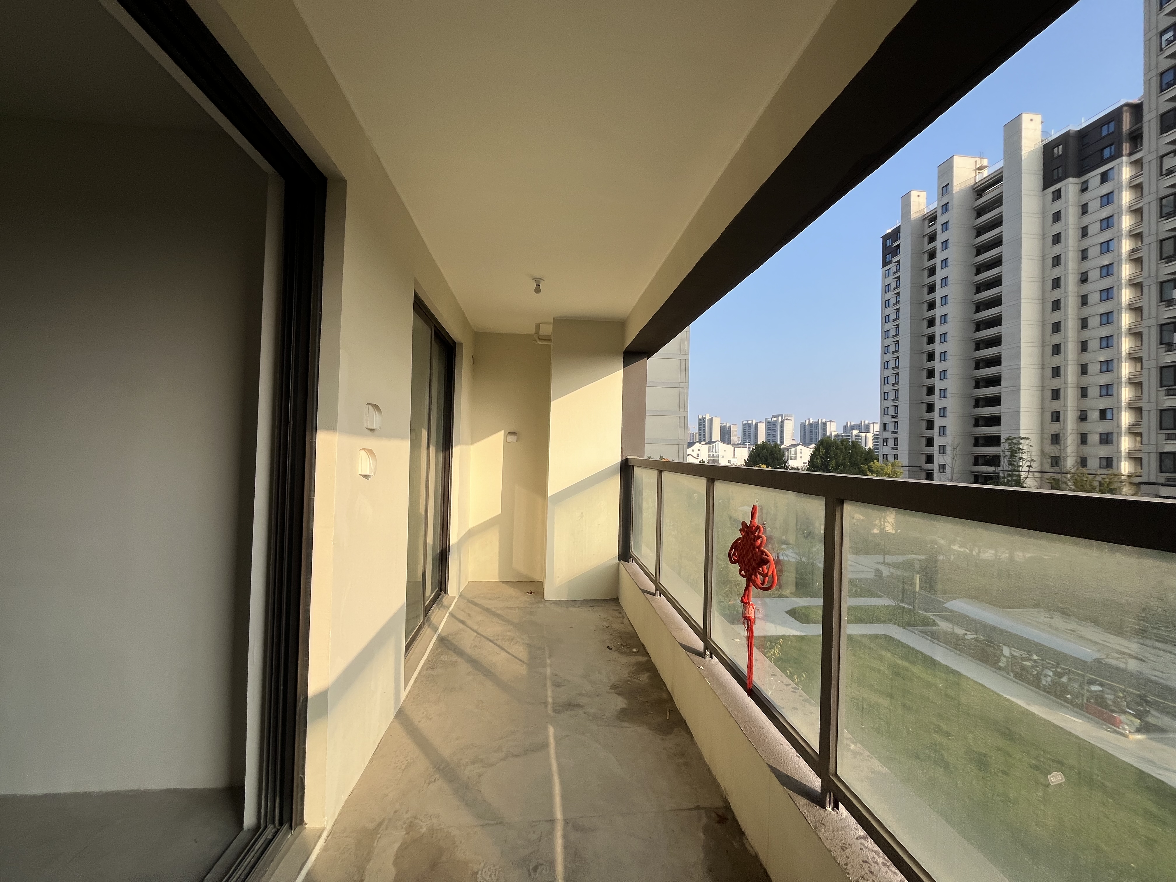 春晓熙岸 3室2厅2卫 121m&sup2;
