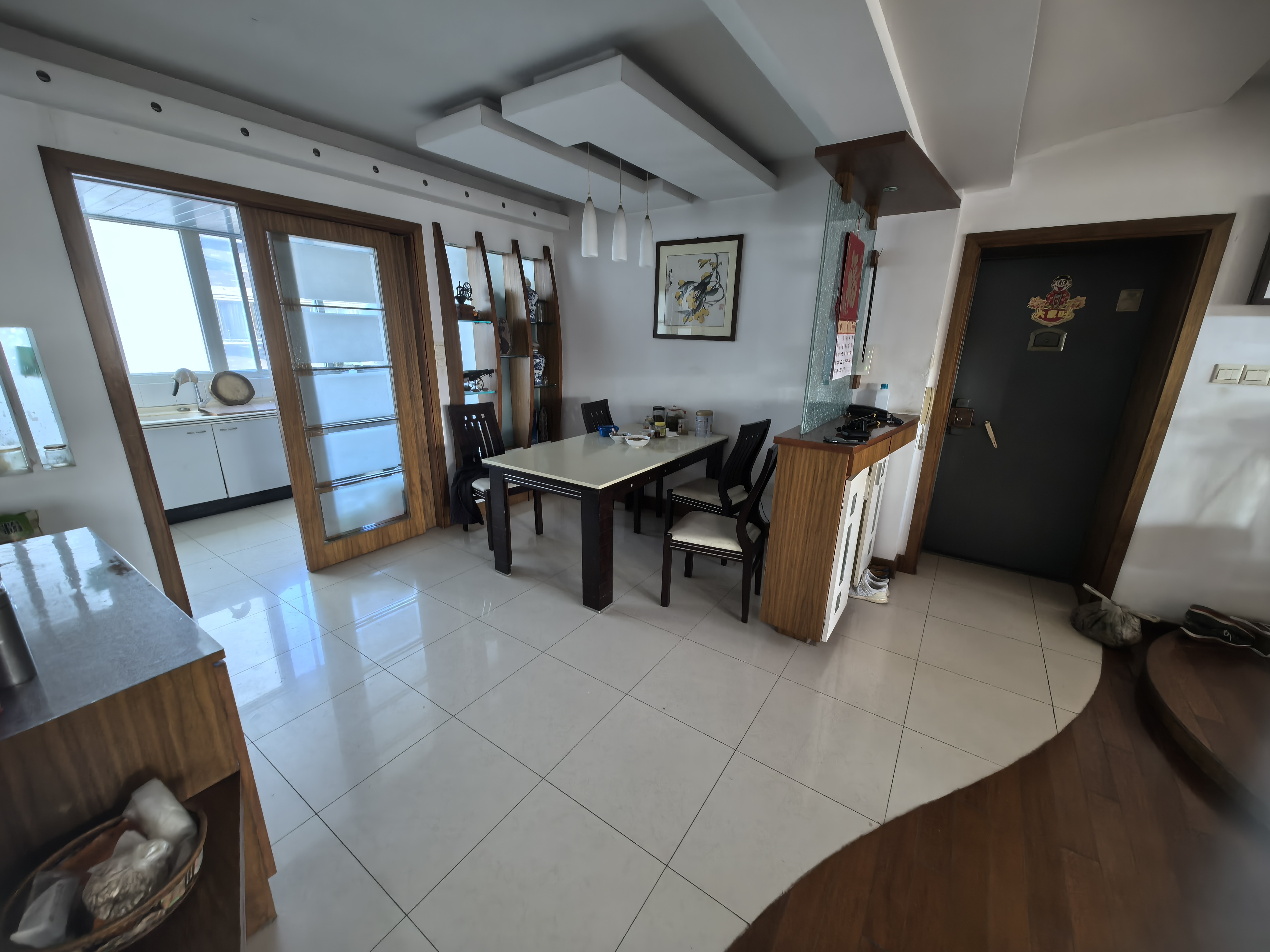新桥北村 6室3厅3卫 300m&sup2;