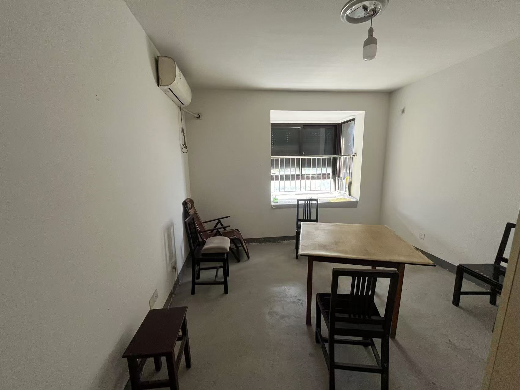 百花馨苑 4室2厅2卫 140m&sup2;