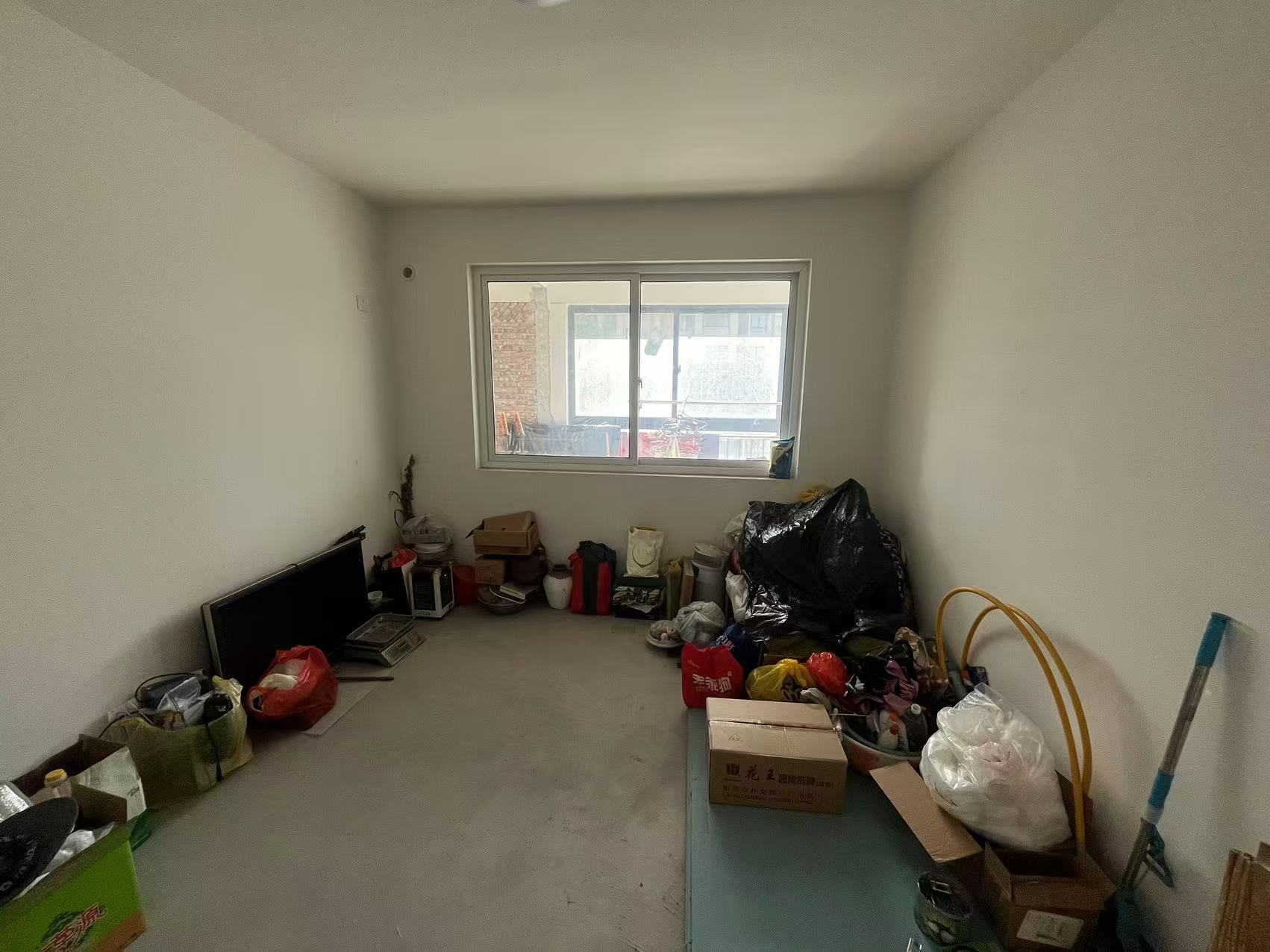 百花馨苑 4室2厅2卫 140m&sup2;