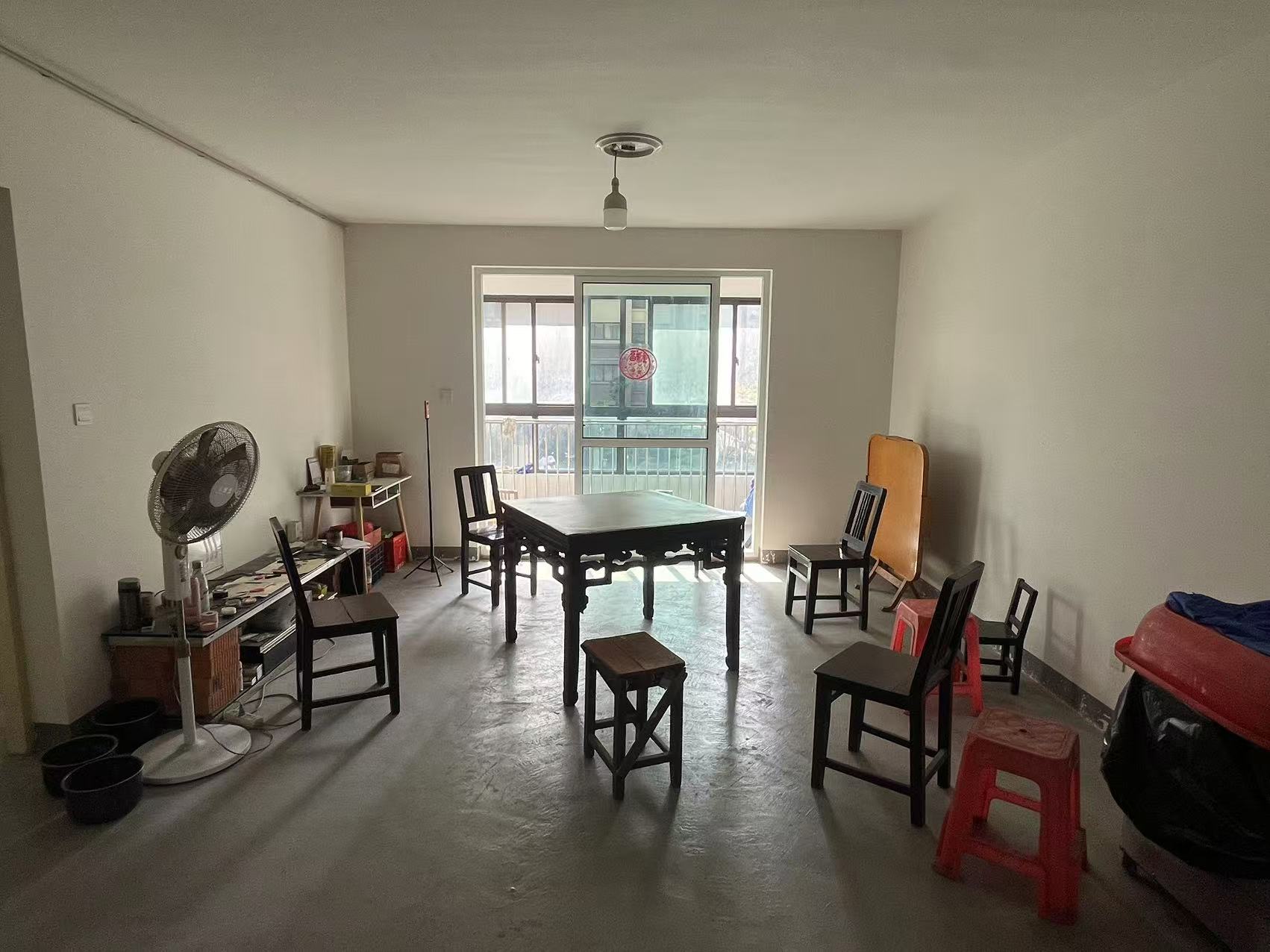 百花馨苑 4室2厅2卫 140m&sup2;