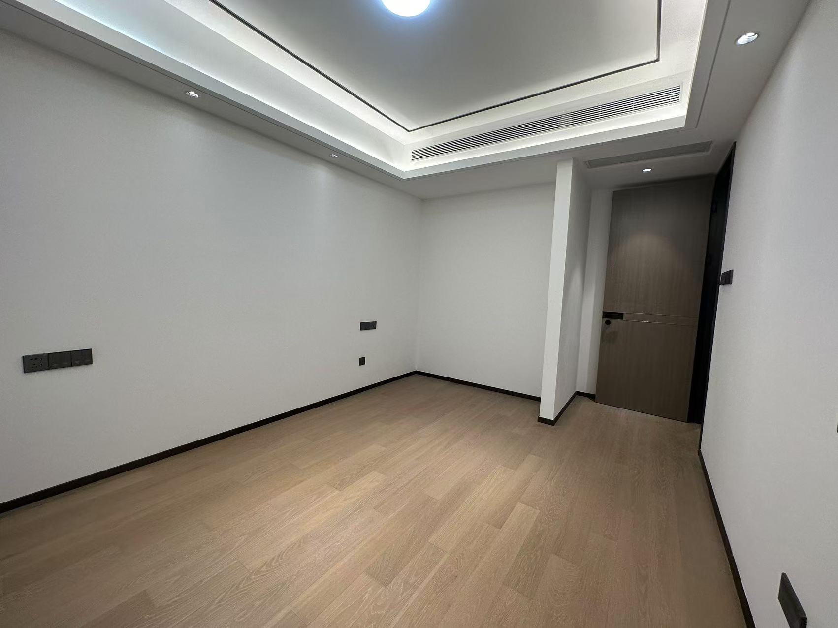 滨江道静园 3室2厅1卫 100m&sup2;