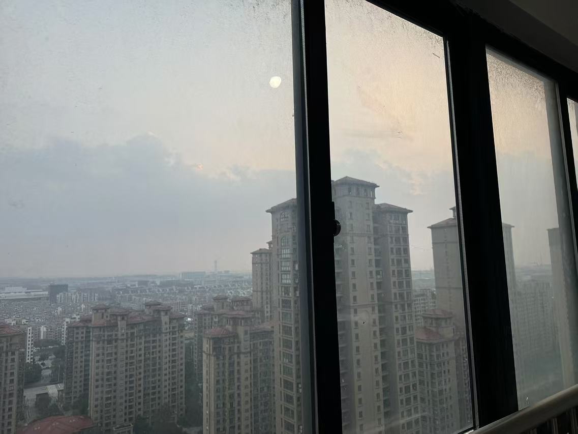 中港翡翠城 3室1厅2卫 107.53m²