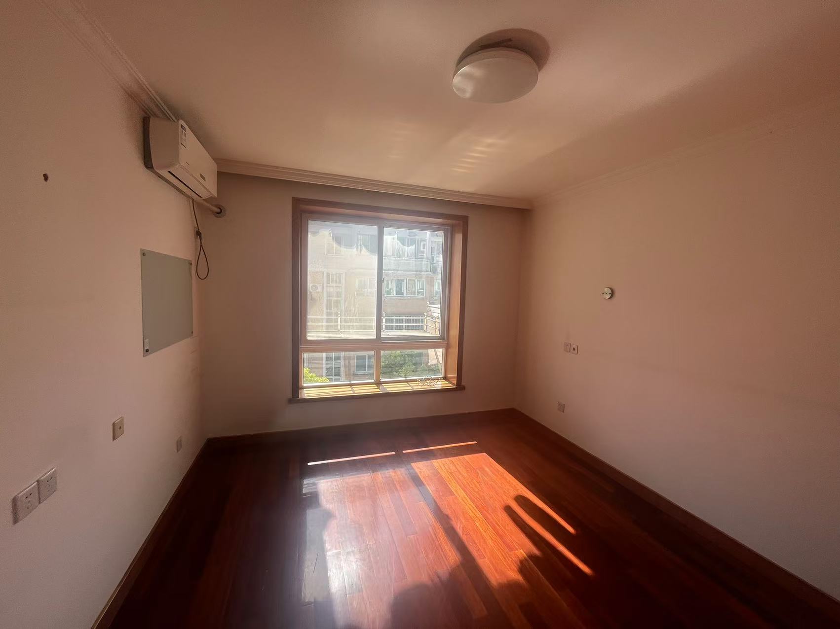 天馨花苑 2室2厅1卫 89.27m²