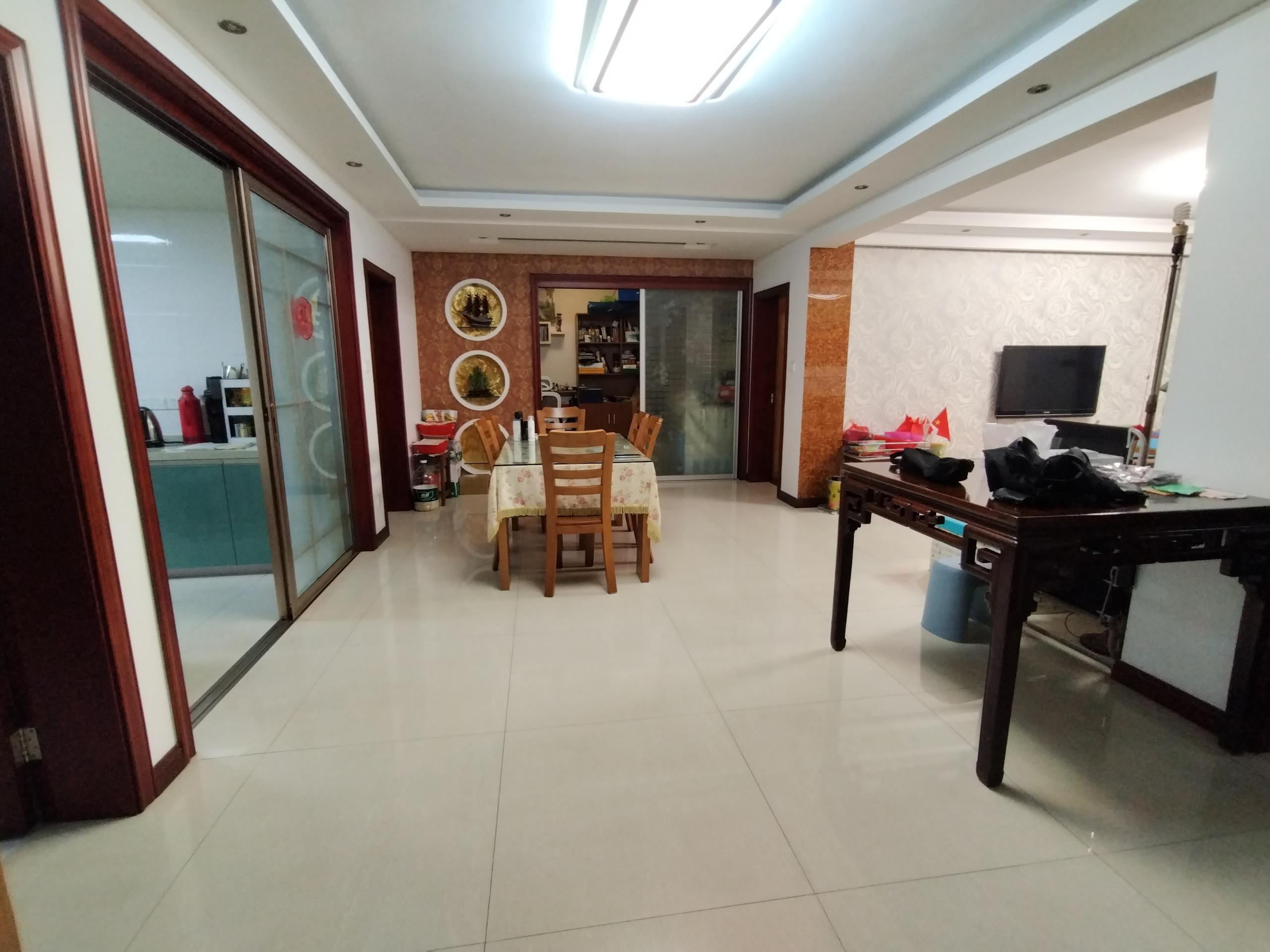 和谐汇景新苑 3室2厅1卫 139.5m&sup2;