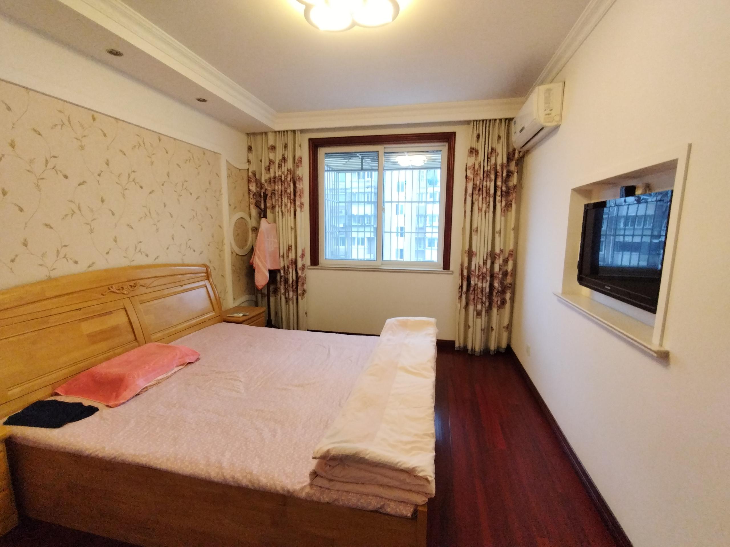 和谐汇景新苑 3室2厅1卫 139.5m&sup2;