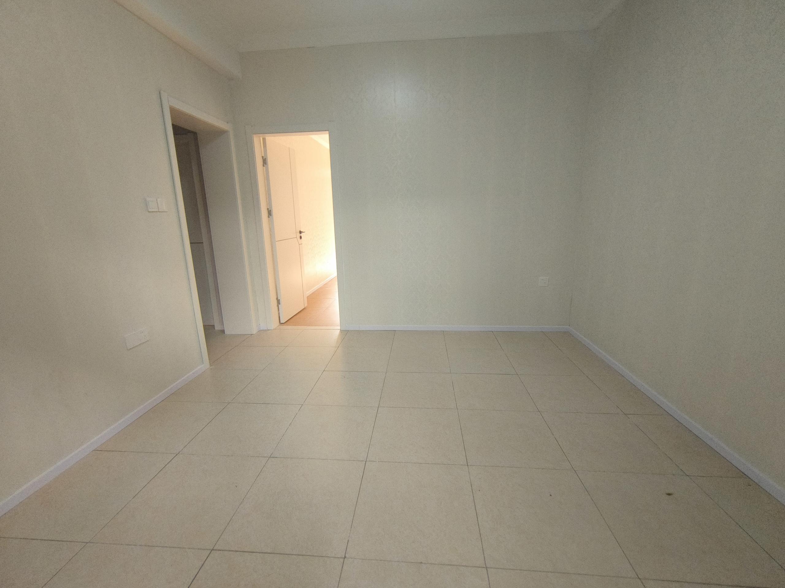 启秀路20号 3室2厅1卫 87.07m&sup2;