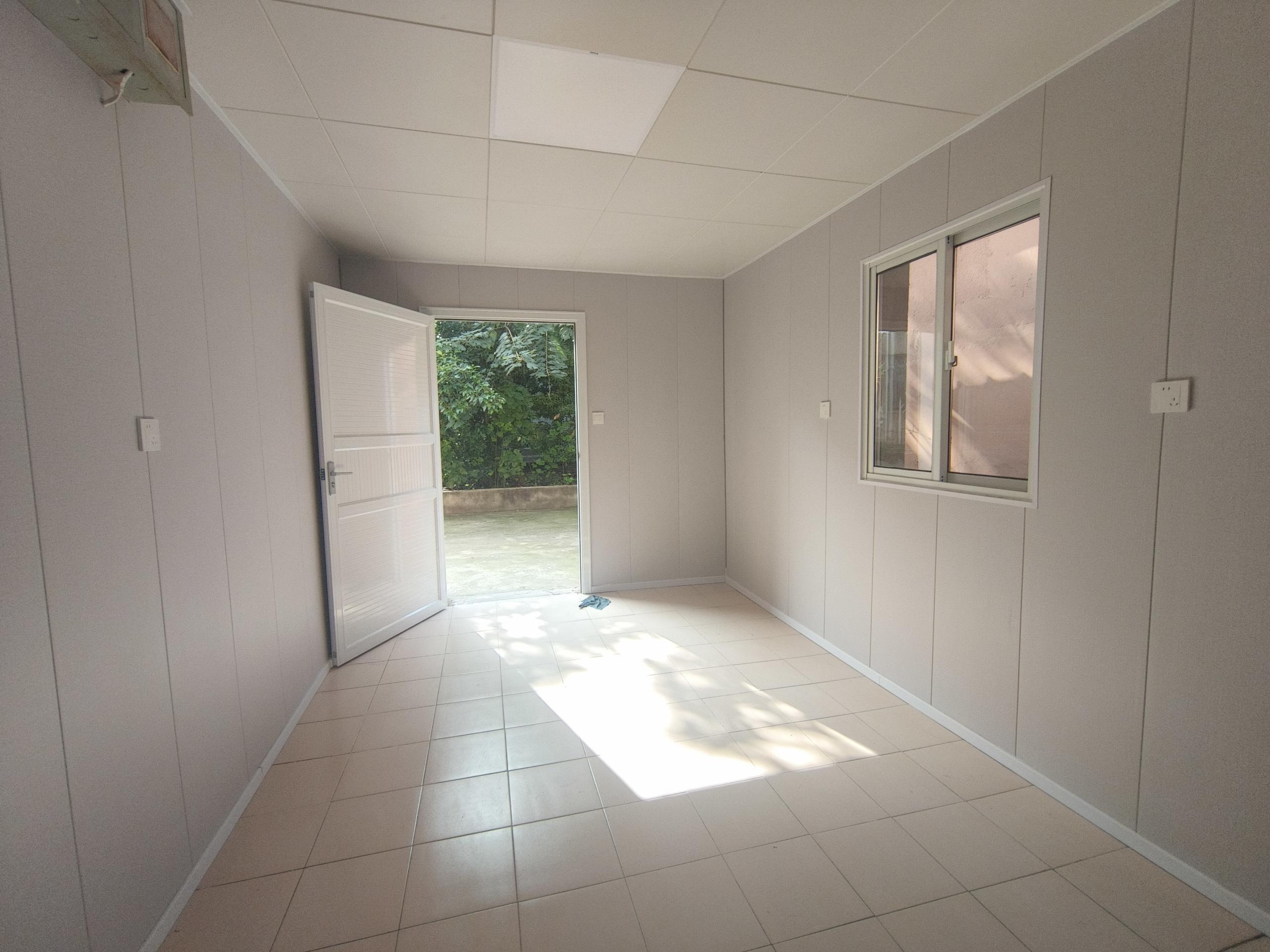 启秀路20号 3室2厅1卫 87.07m&sup2;