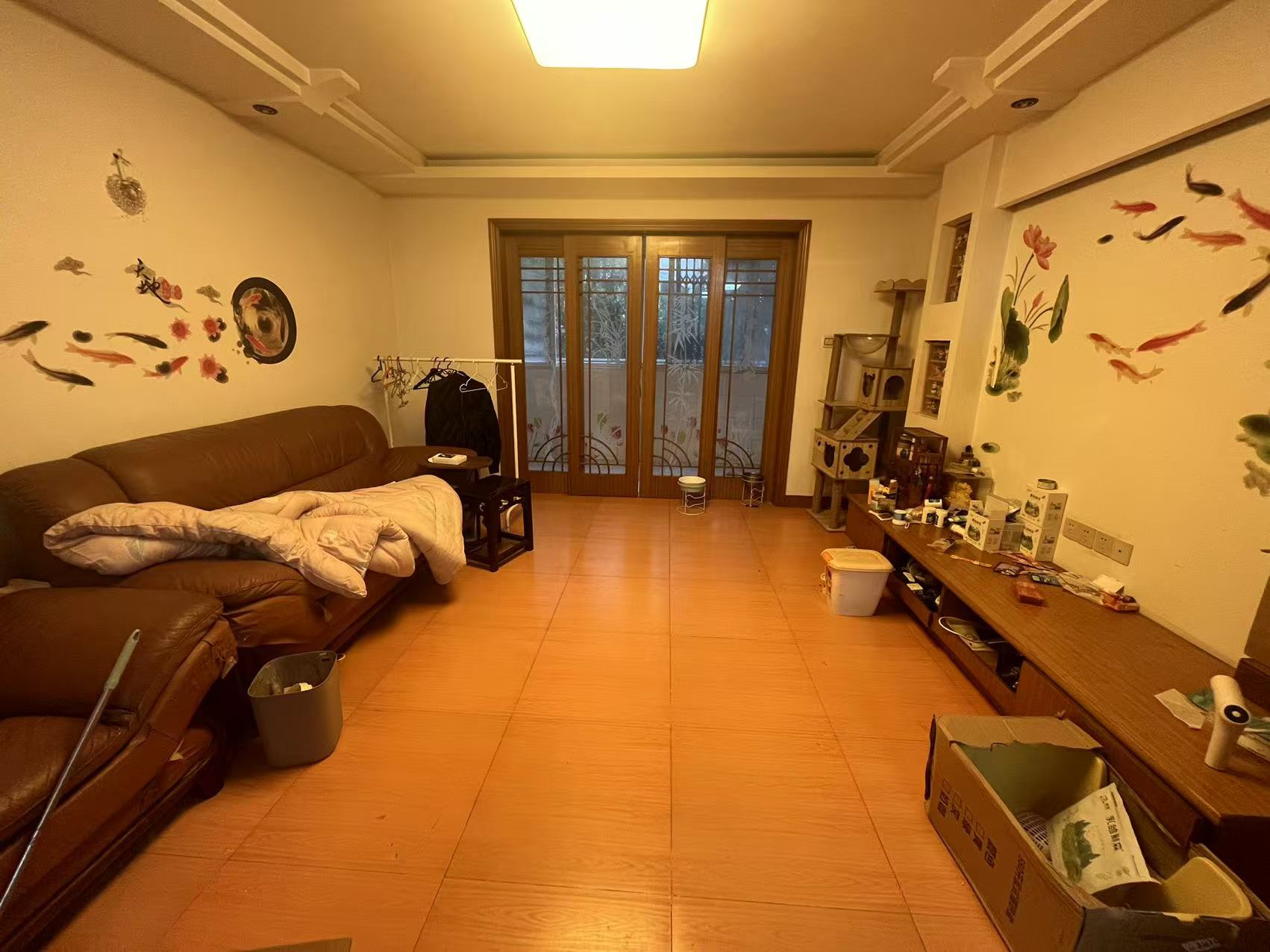 怡安花苑南区 3室2厅1卫 136m²