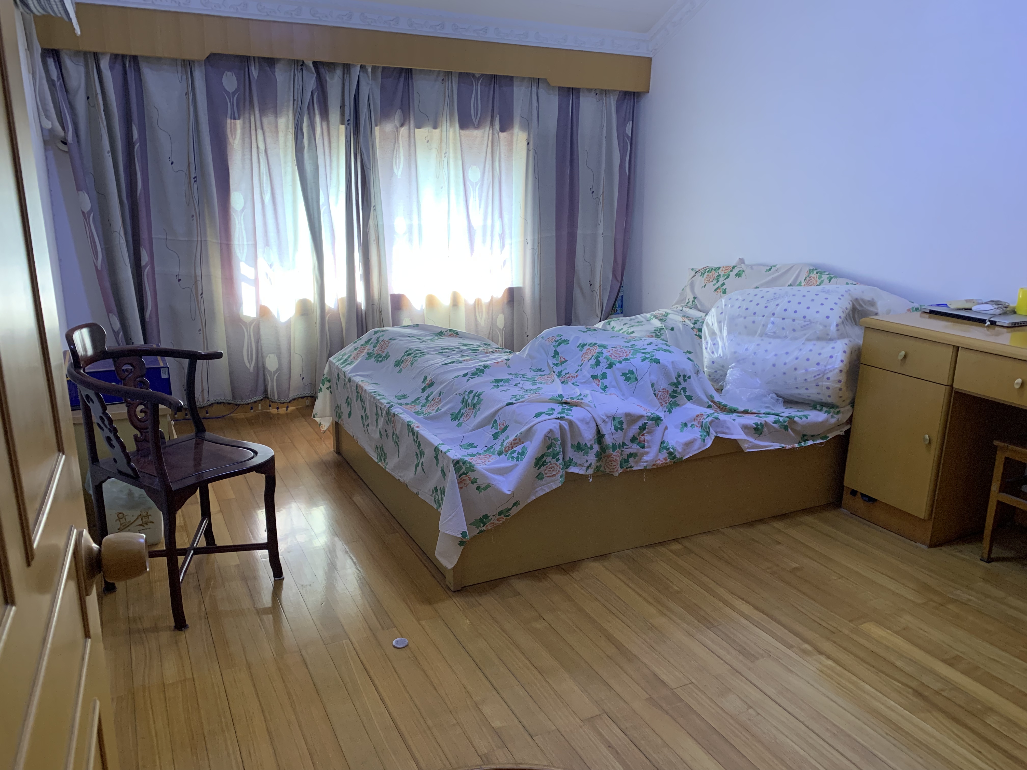 郭里园 5室2厅3卫 245.5m&sup2;